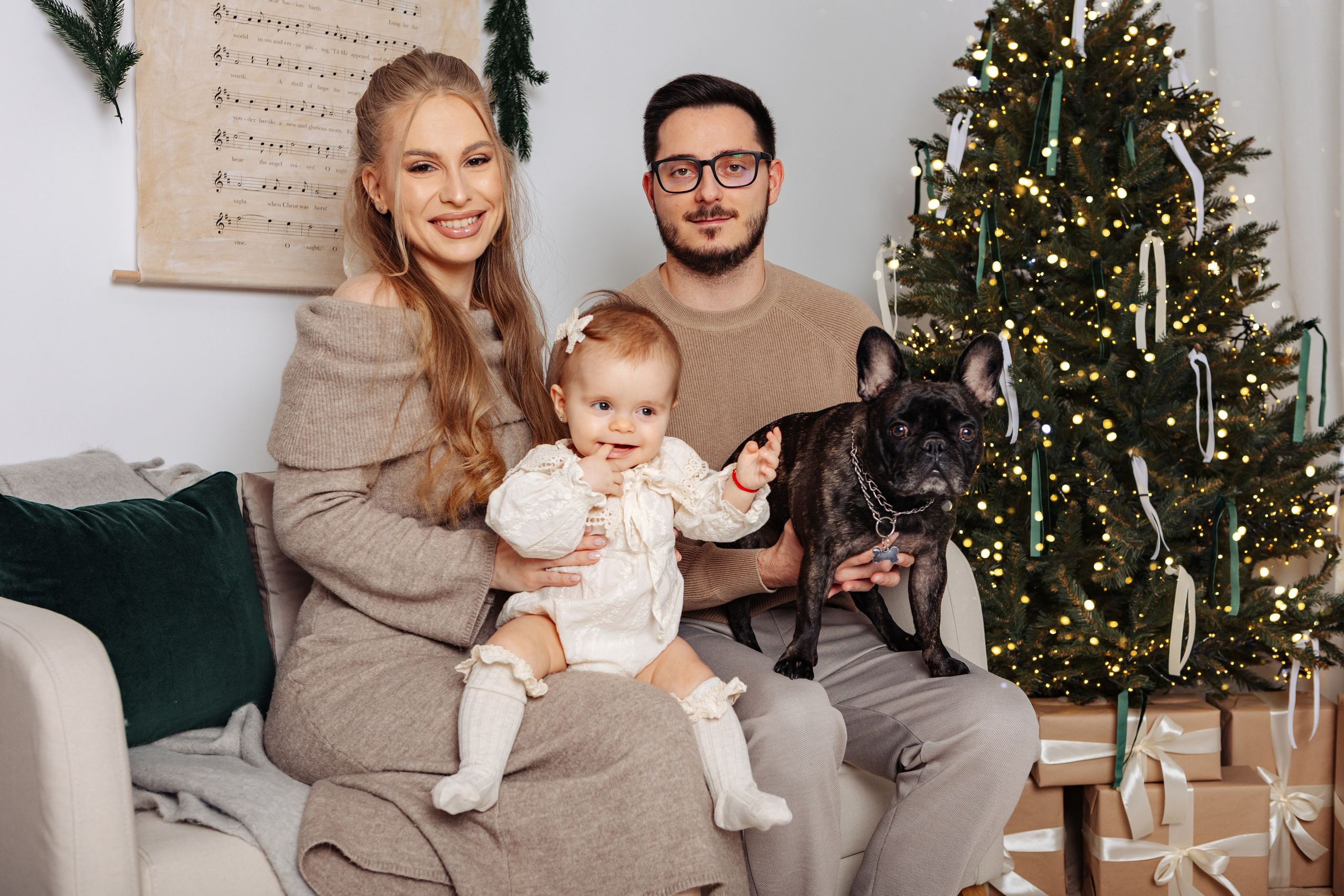 Familia Valeanu. Cristina Andronache fotograf Brașov fotograf de familie fotograf de nunta Brașov