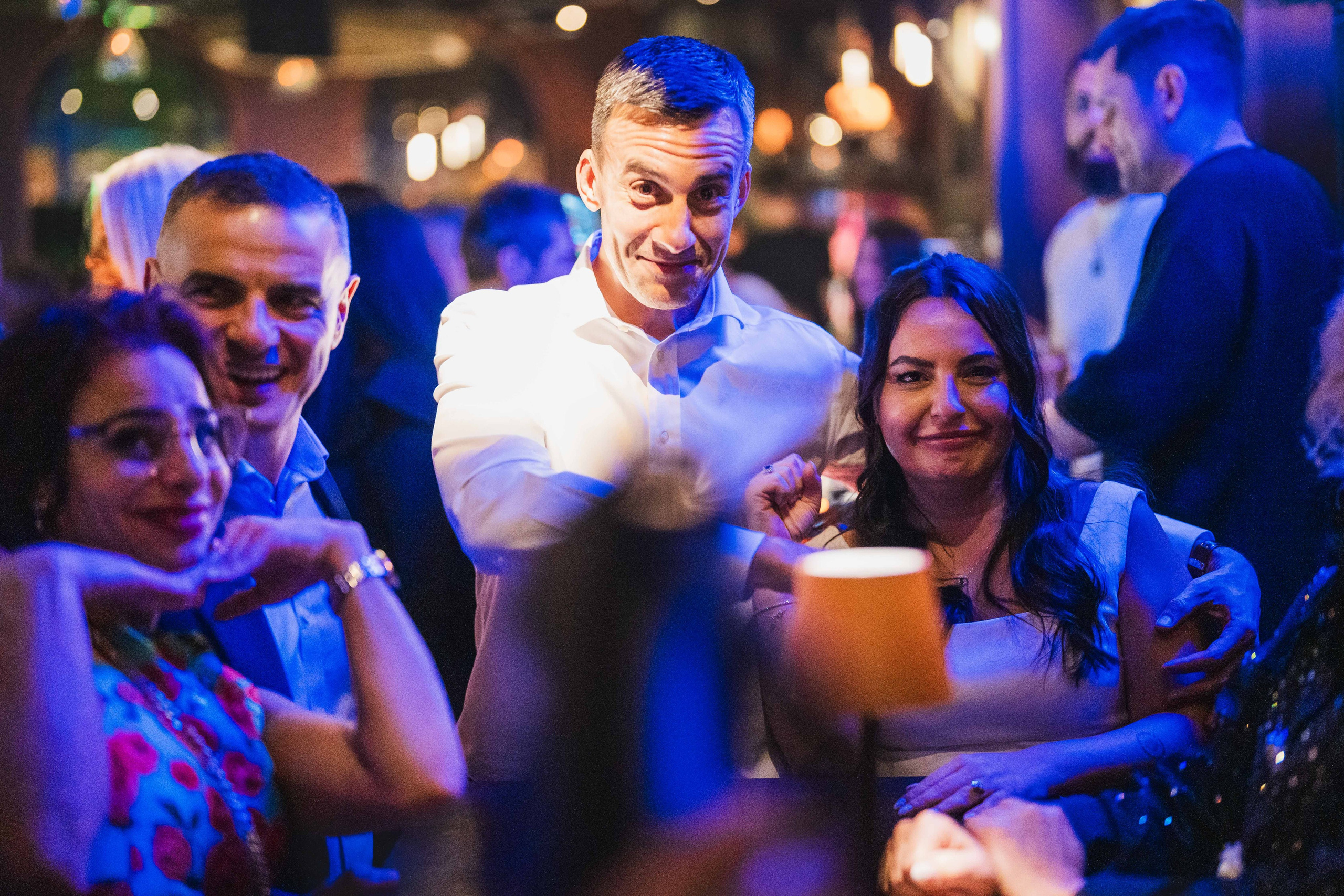 PARTY. Gabriel Florea — Fotograf nuntă București