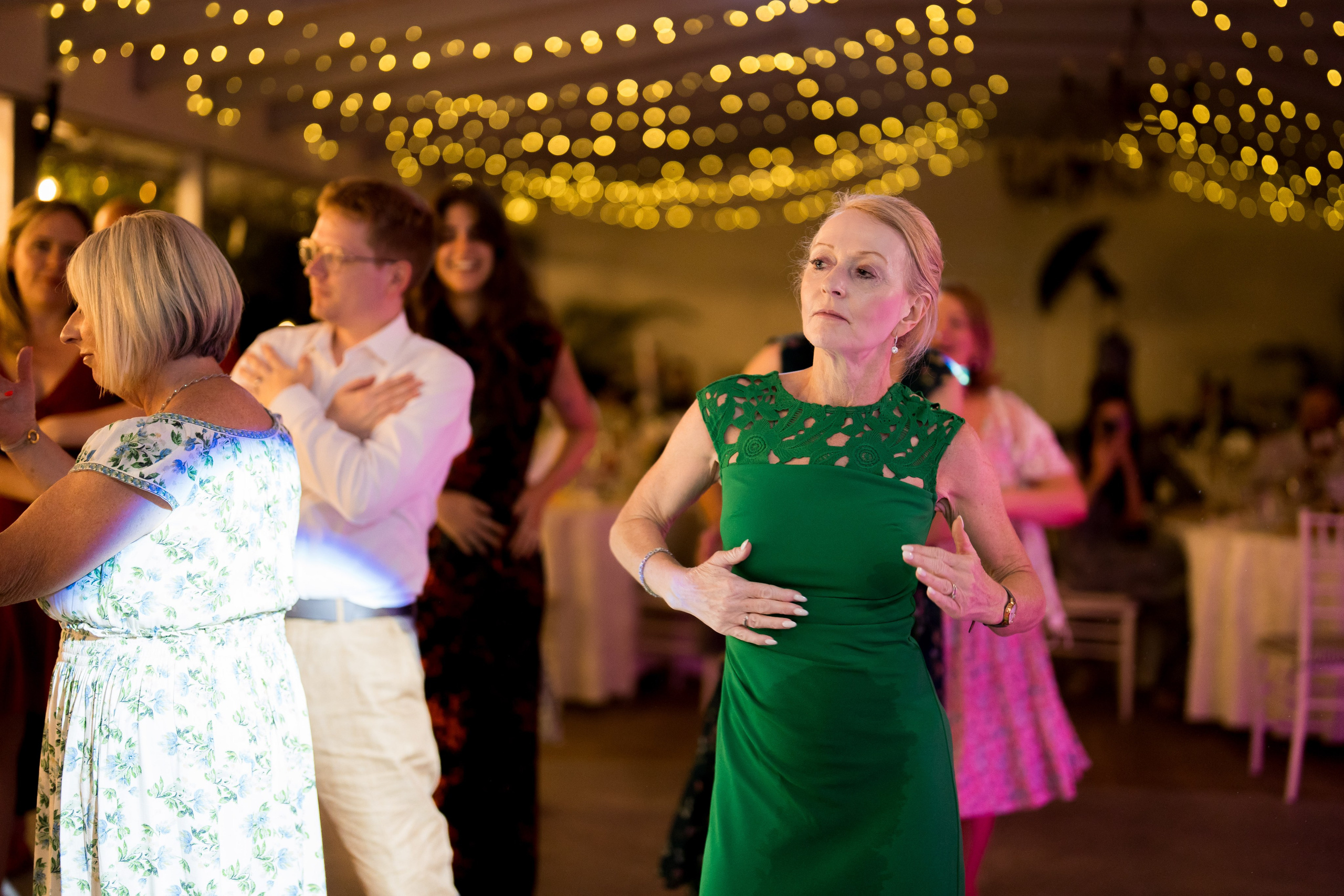 PARTY. Gabriel Florea — Fotograf nuntă București