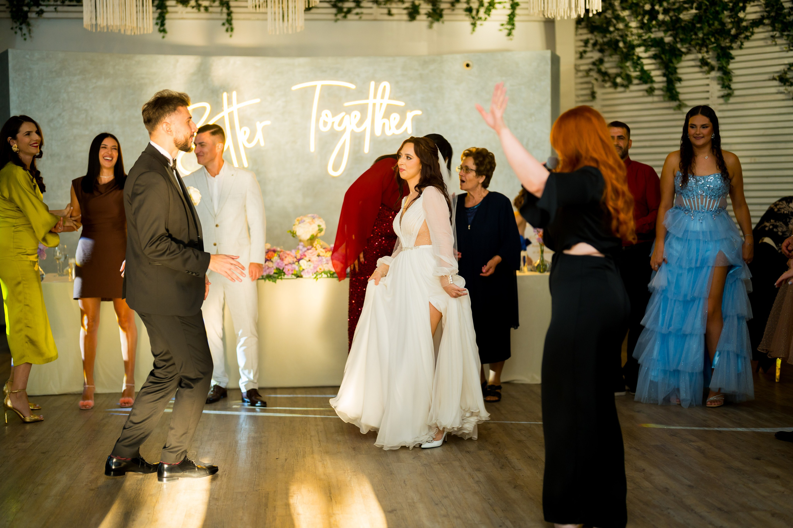 PARTY. Gabriel Florea — Fotograf nuntă București