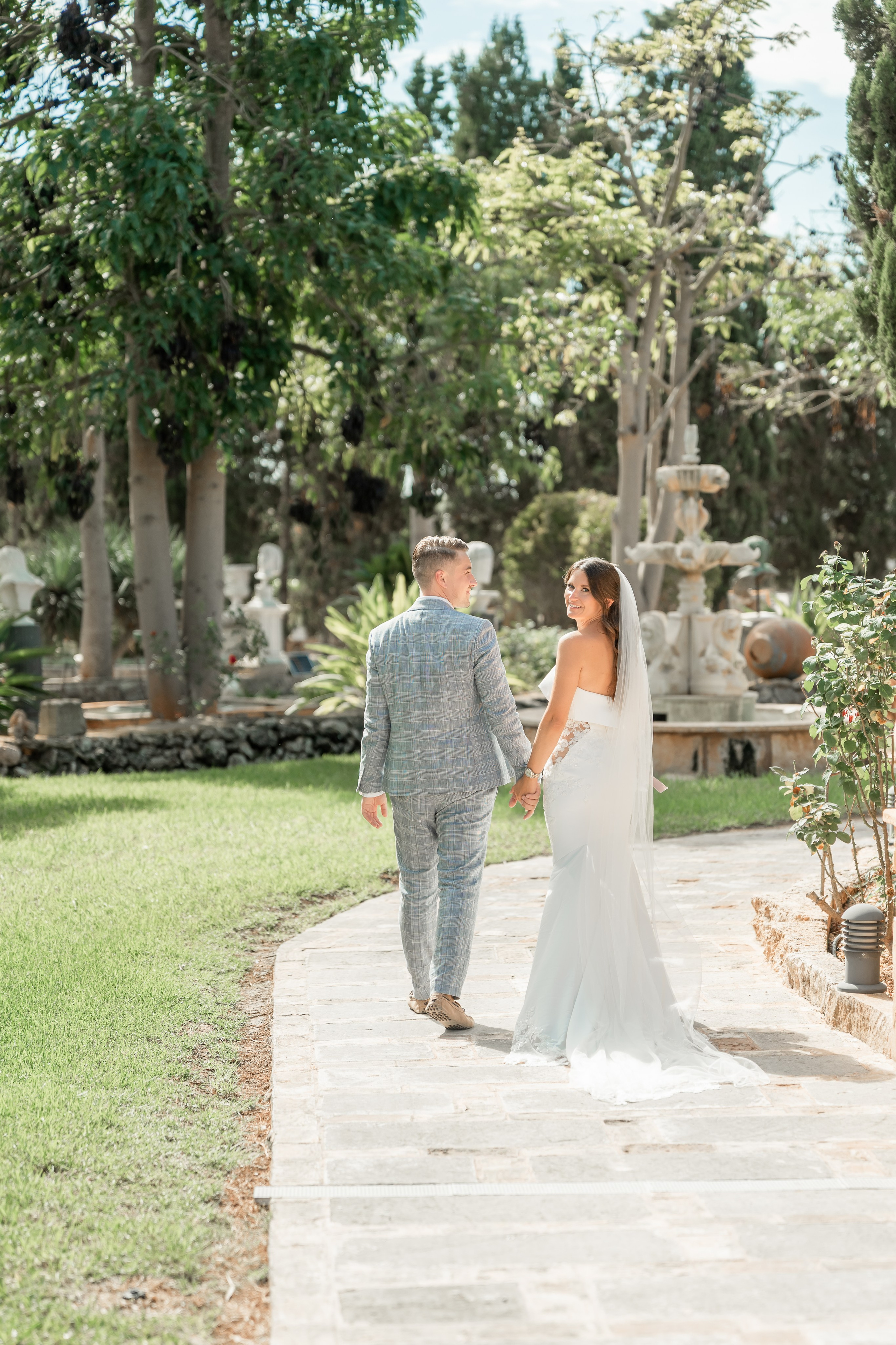 Simone und Florian. Deine Fotografin auf Mallorca für Familien und Business