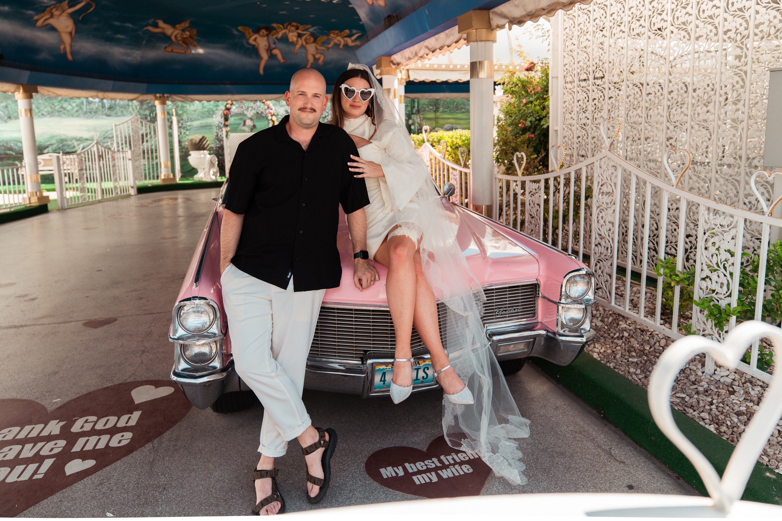 Nikki&Aaron. Wedding & elopement photographer Viktoriya Kravtsov. Las Vegas