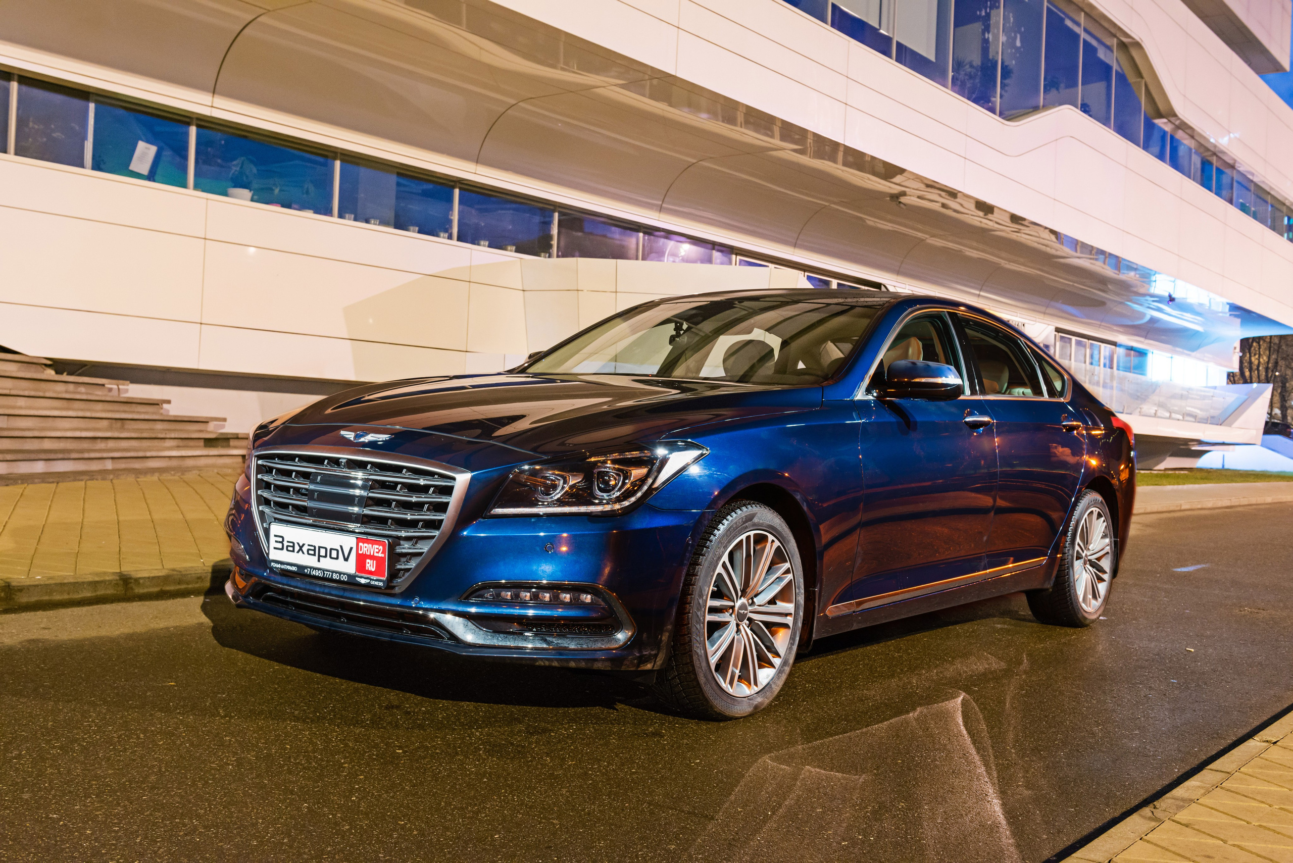 Ночная фотосессия Genesis G90. ФОТОГРАФ МЕКСИКА КИНТАНА-РОО