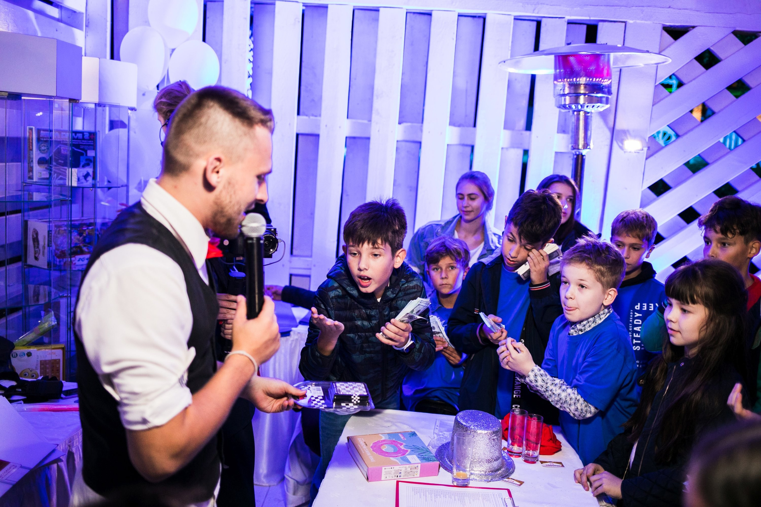 Birthday in a yaht club. True Story Photography