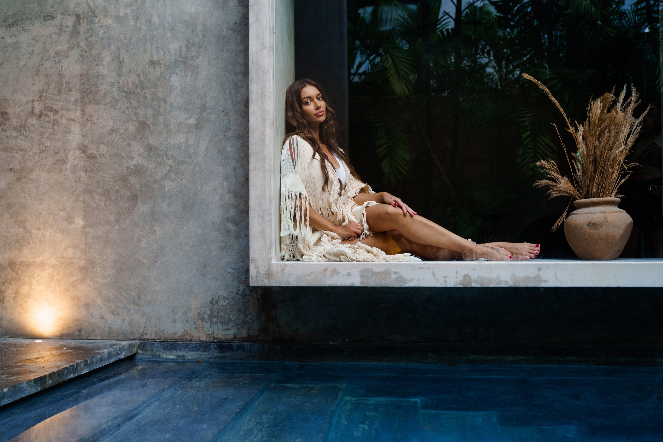 Beach Editorials. Elena Ruzgis — Editorial Wedding & Portrait Photographer