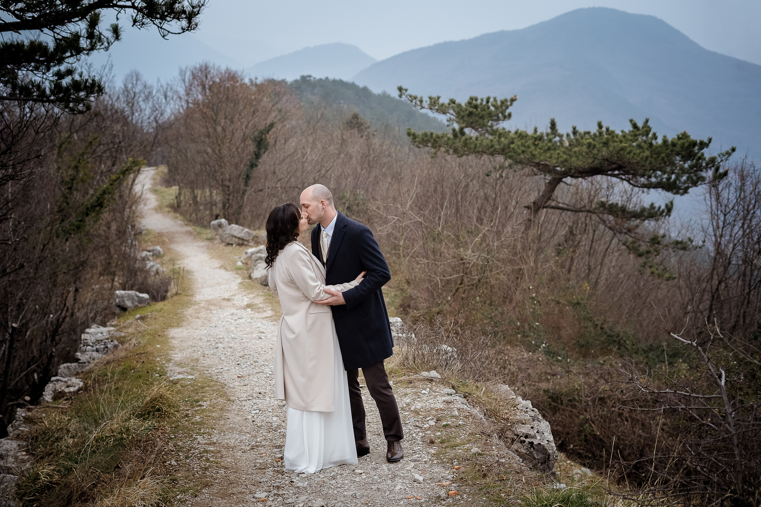 Poročna fofografija. Fotografinja in videografinja Mariia Bortiakova iz Slovenije: fotografiranje dogodkov, portretov in snemanje videov po vsej Sloveniji