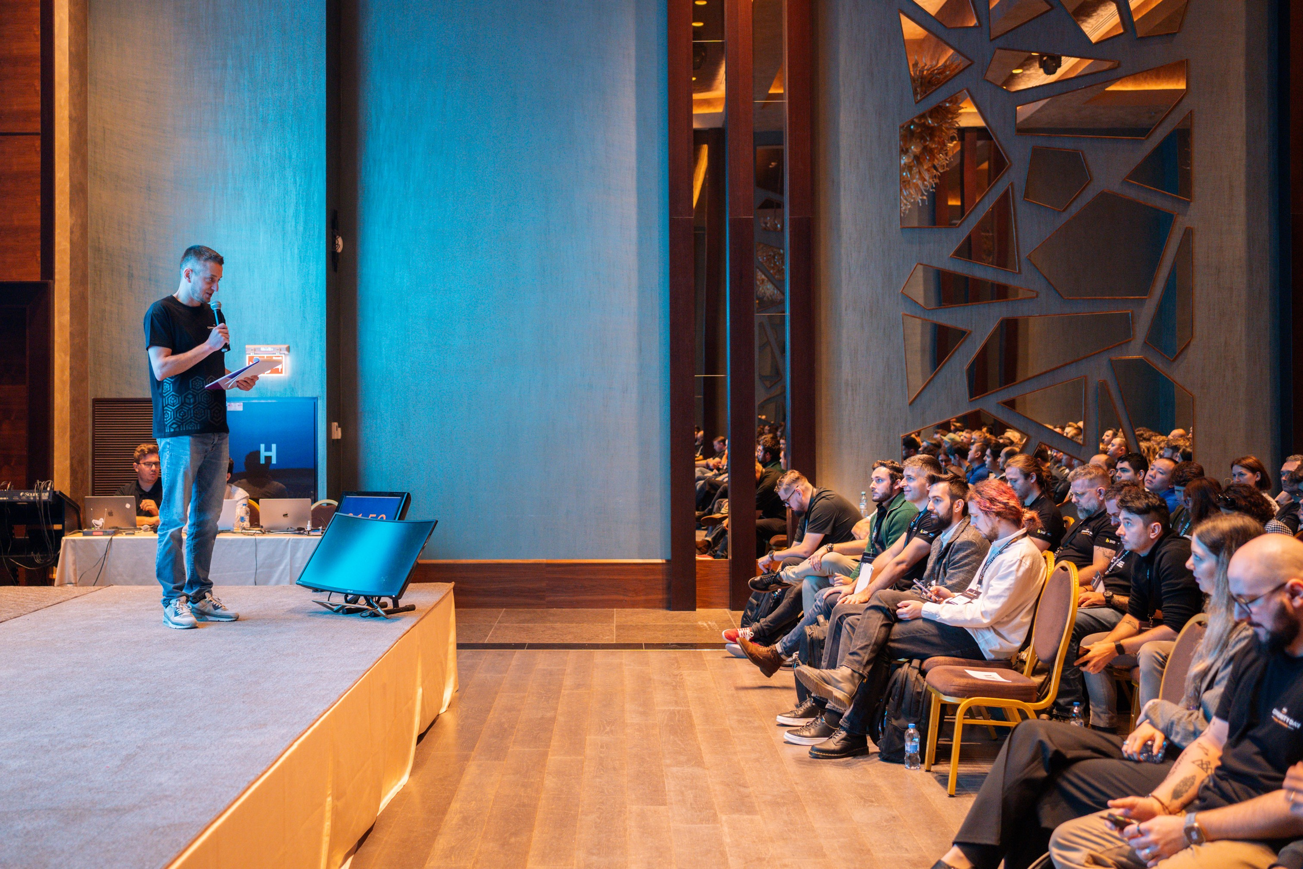AWS Community Day Romania 2024. Cozac Cristian Photographer