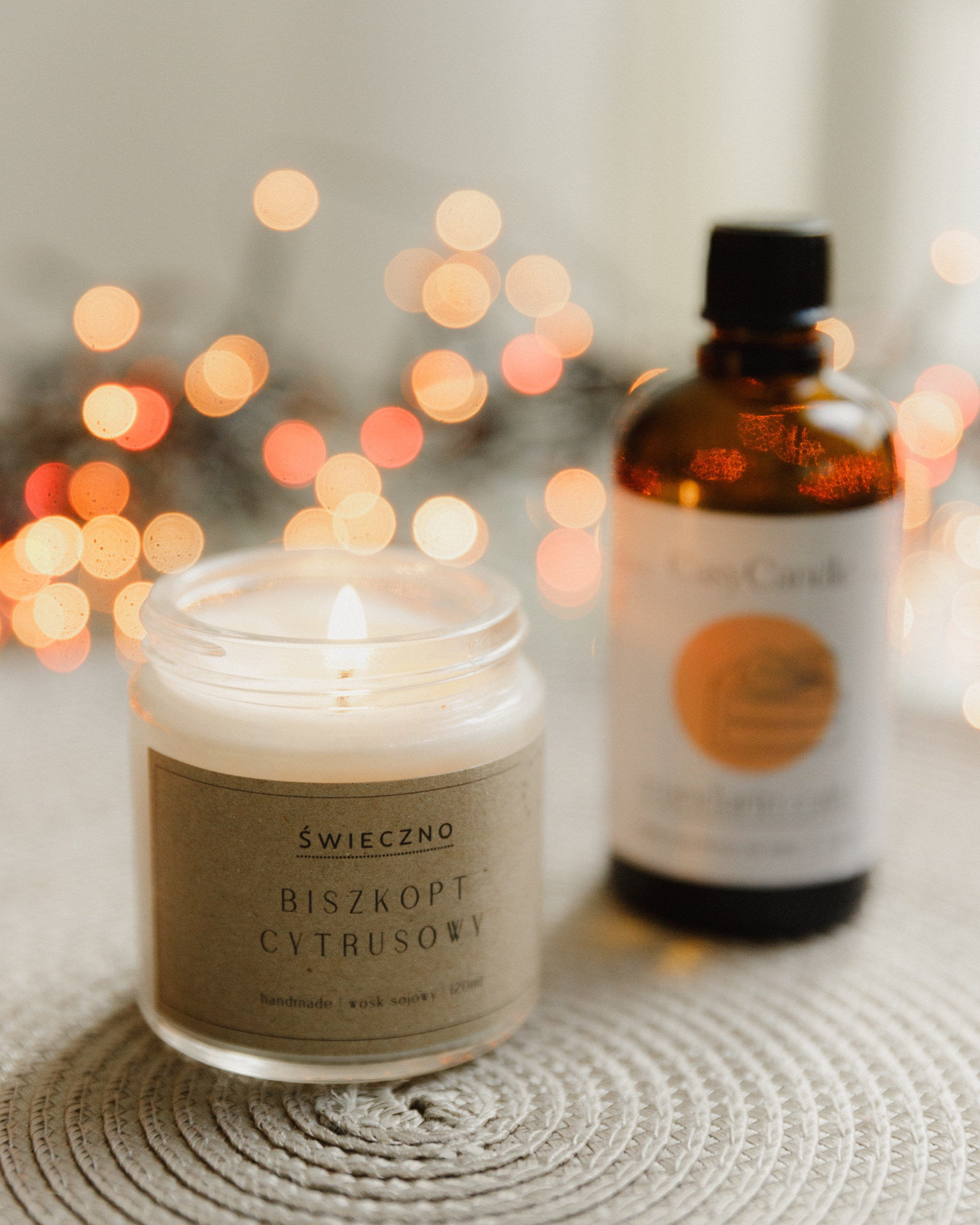 Candles | insta content. Kaja | fotograf we Wrocławiu | ludzie i psy