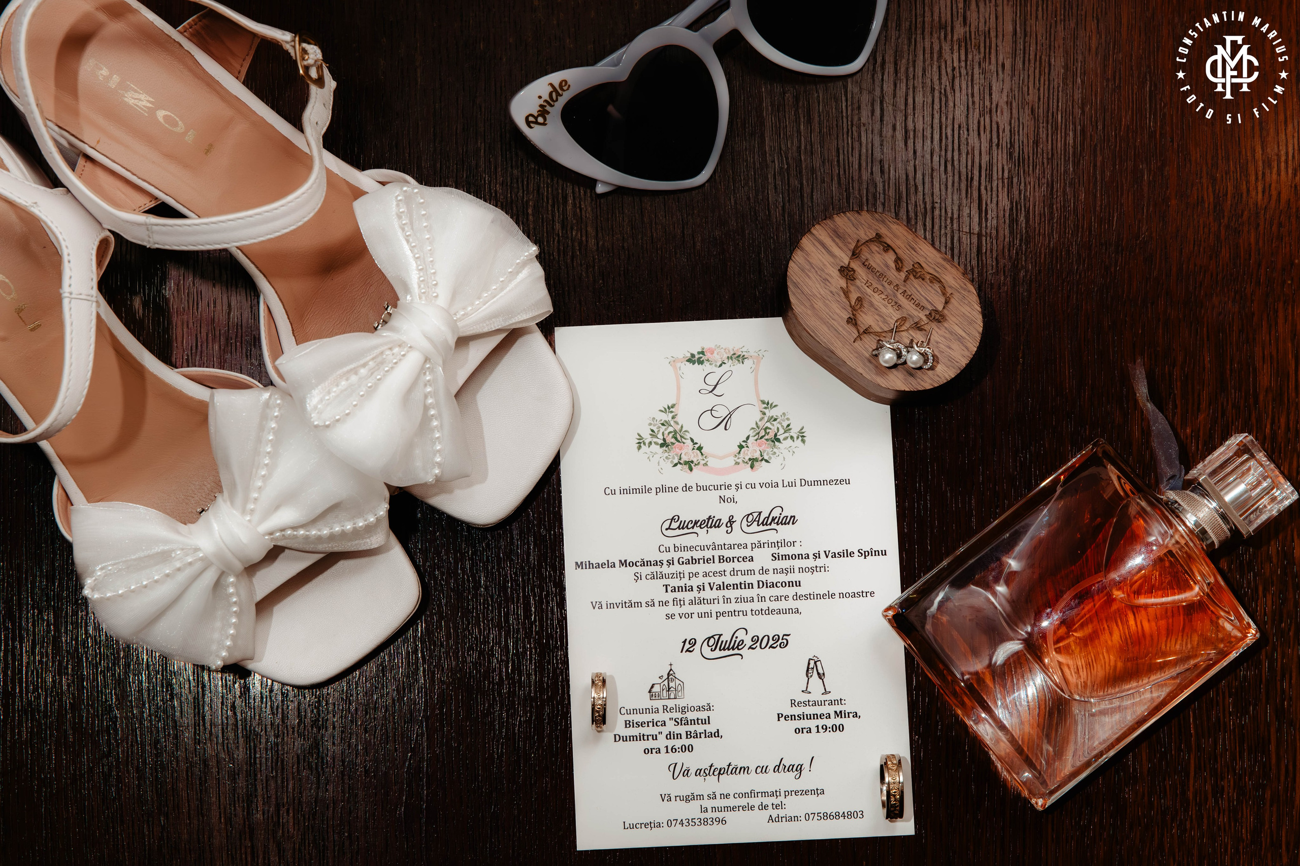 WEDDING PHOTOGRAPHY. DESPRE NOI