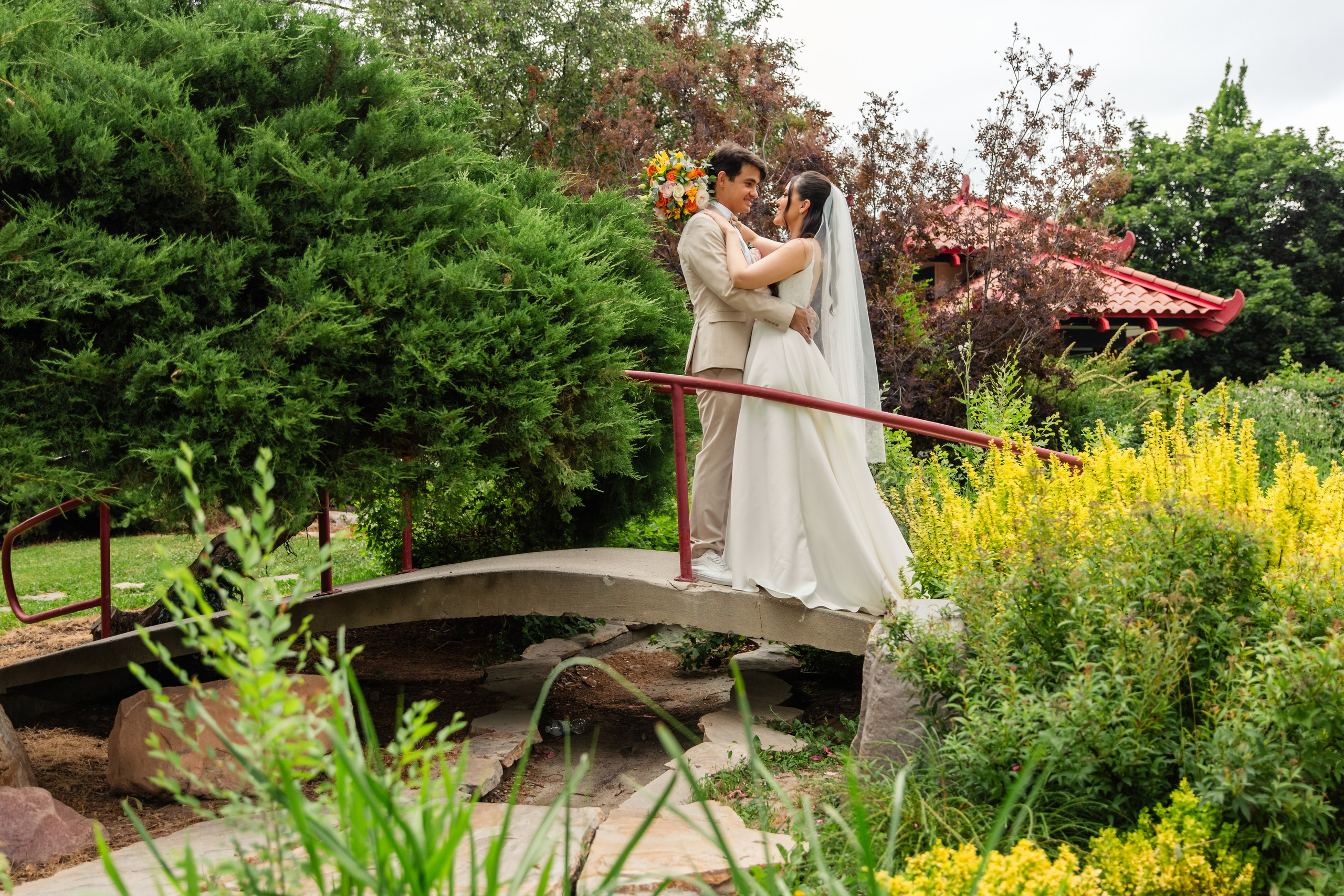 Weddings. Wedding photographer Utah. Weddings, Families, Portraits