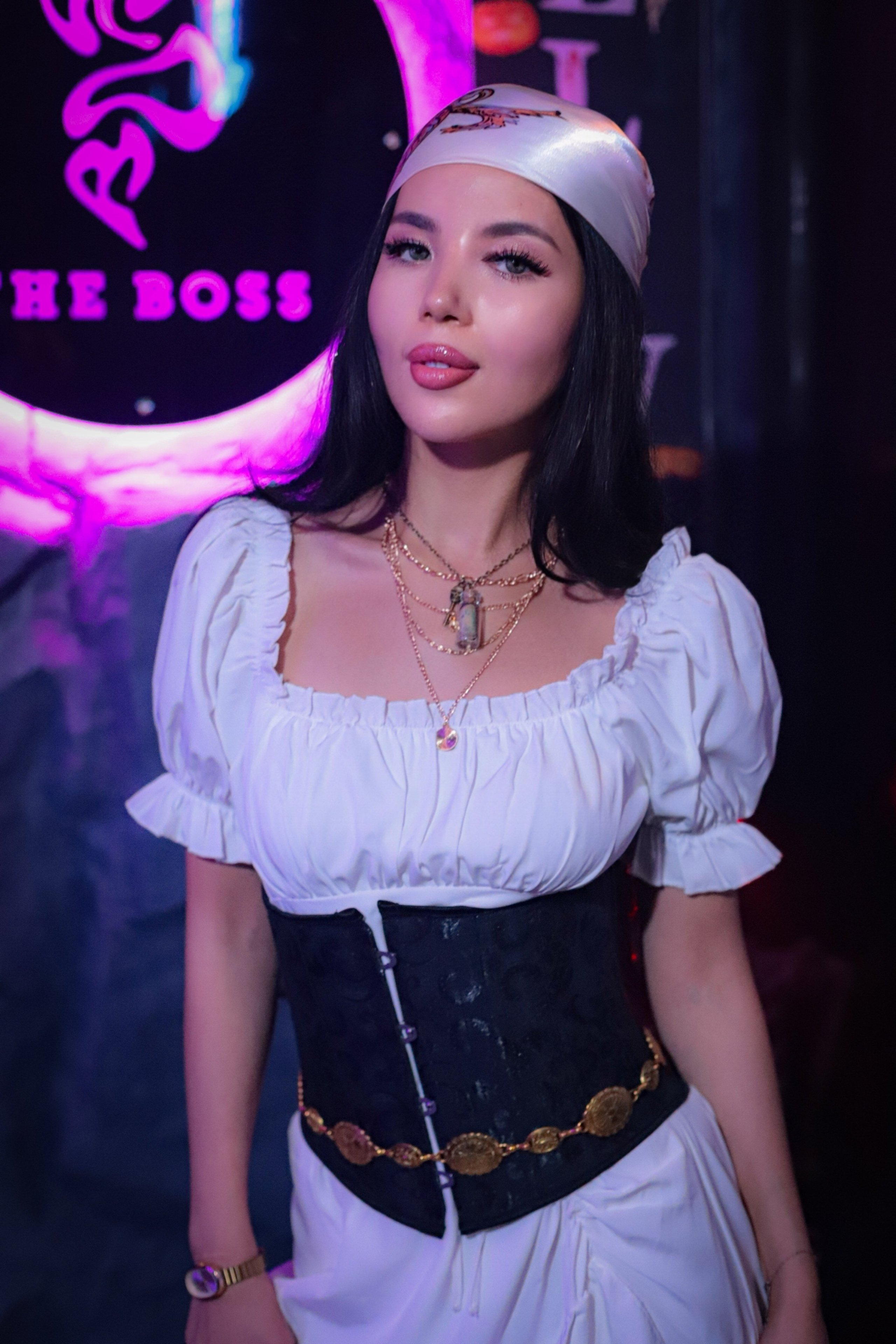 Boss Hookan Lounge. VALERIIA VIUNOVA individual shooting\love story\event\brand