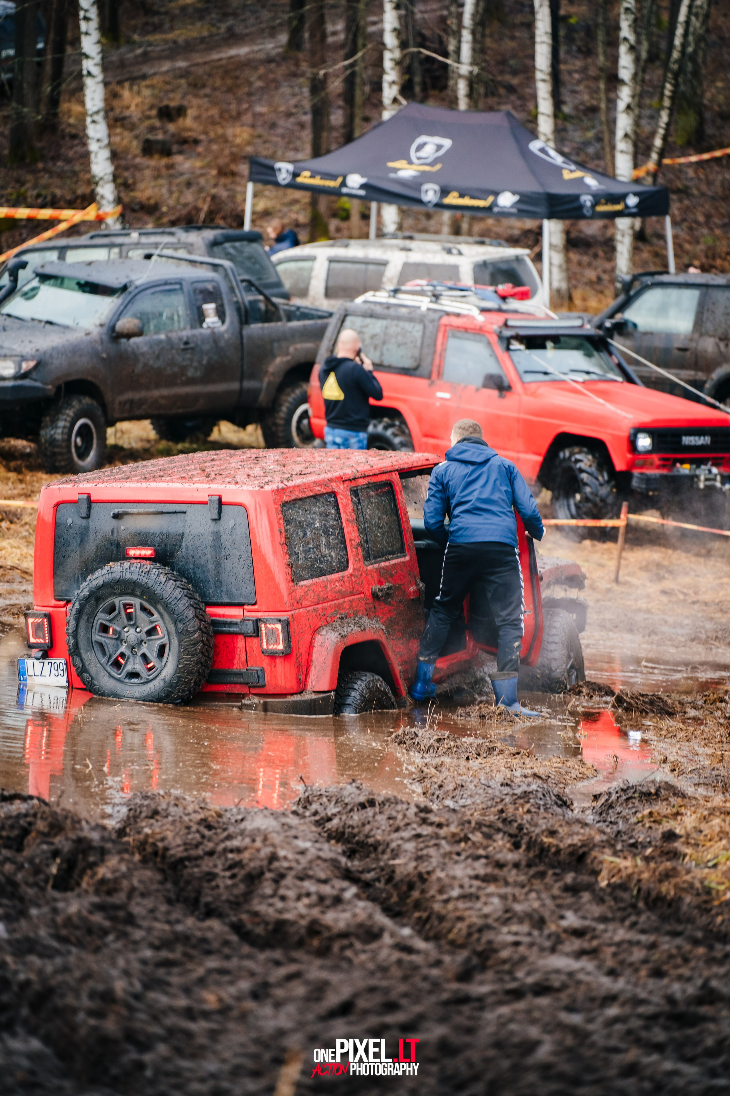 OFFROAD Parkas 2023. OnePIXEL