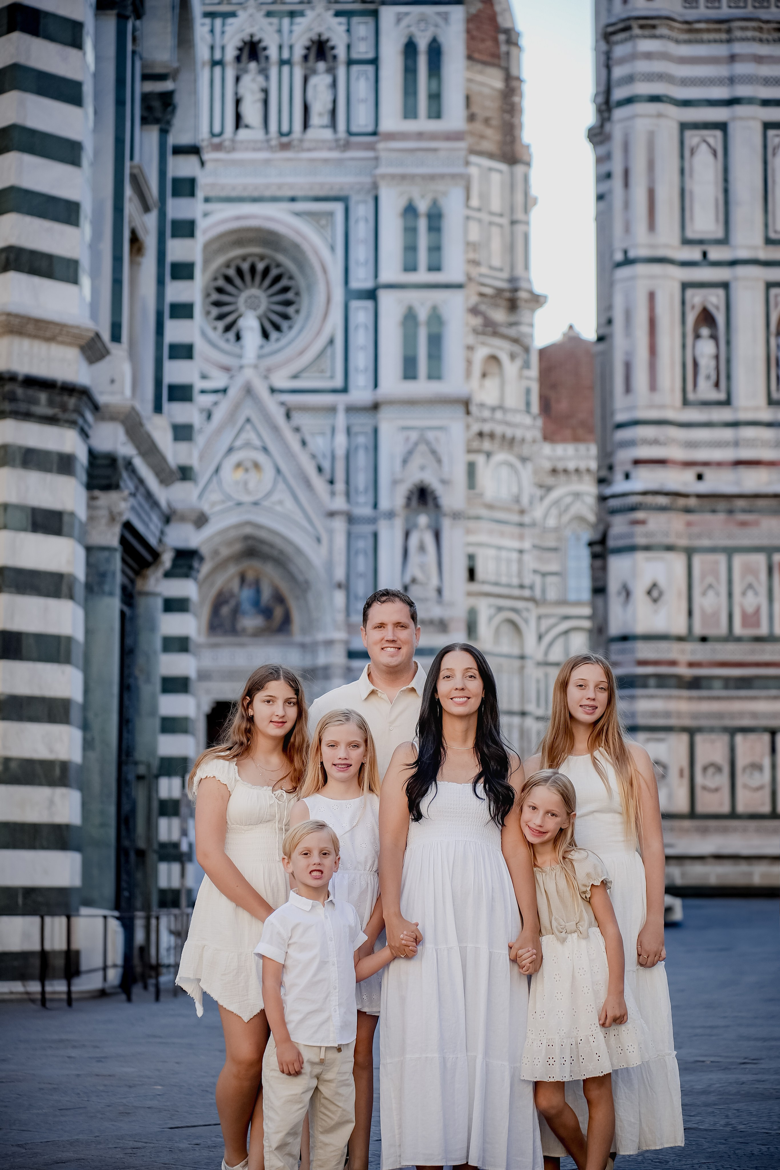 Stella & Family. Wedding Photographer in Italy