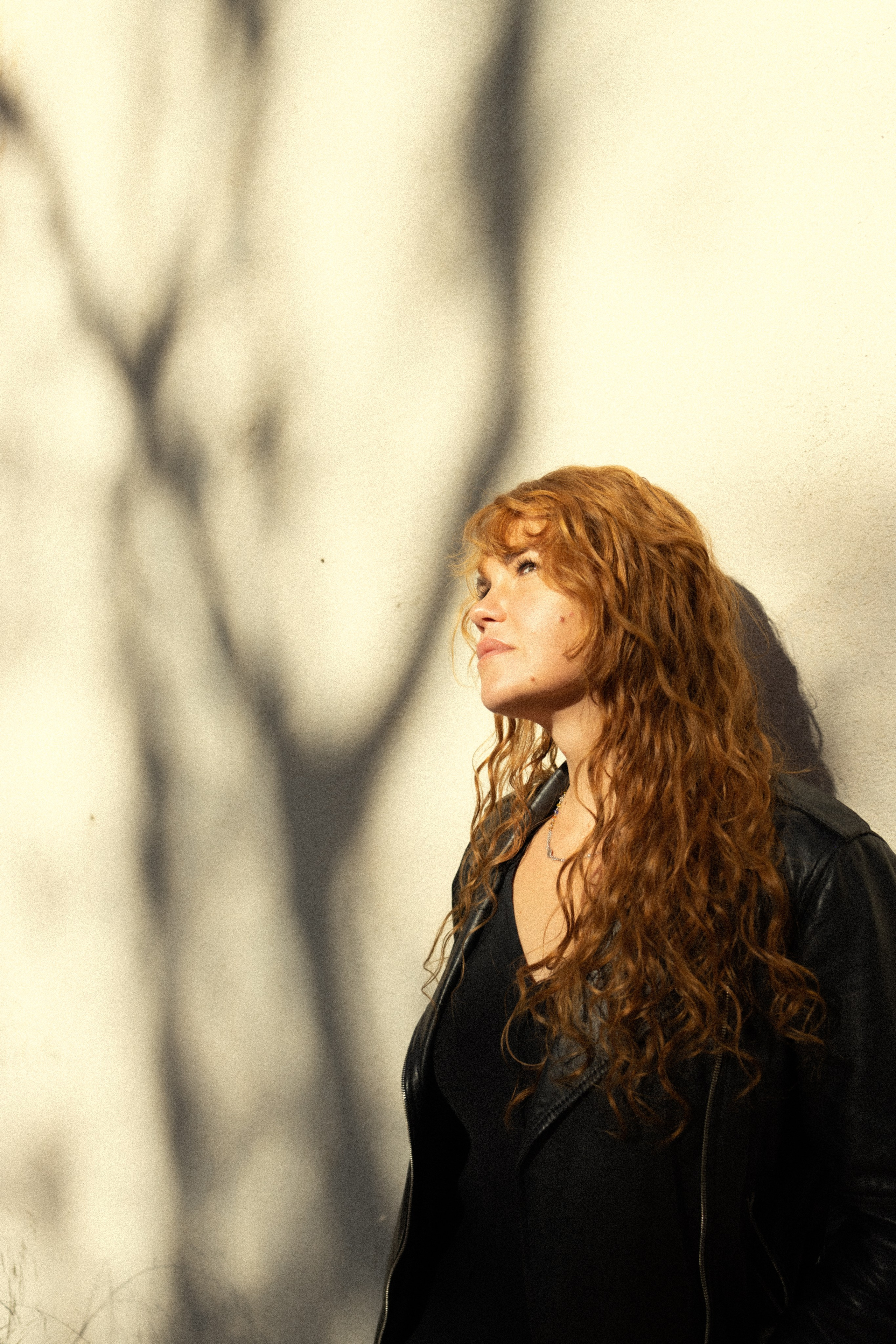 Sunrise. Histoires d’amour, séances photos de famille et de mariage en France