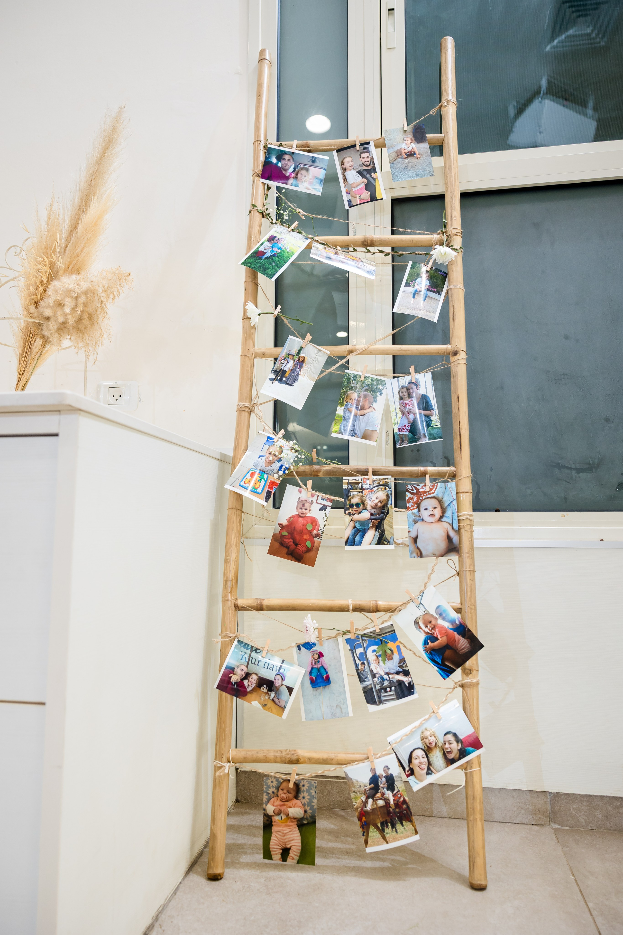 Rotem. AMIR BUCHNIK PHOTOGRAPHER