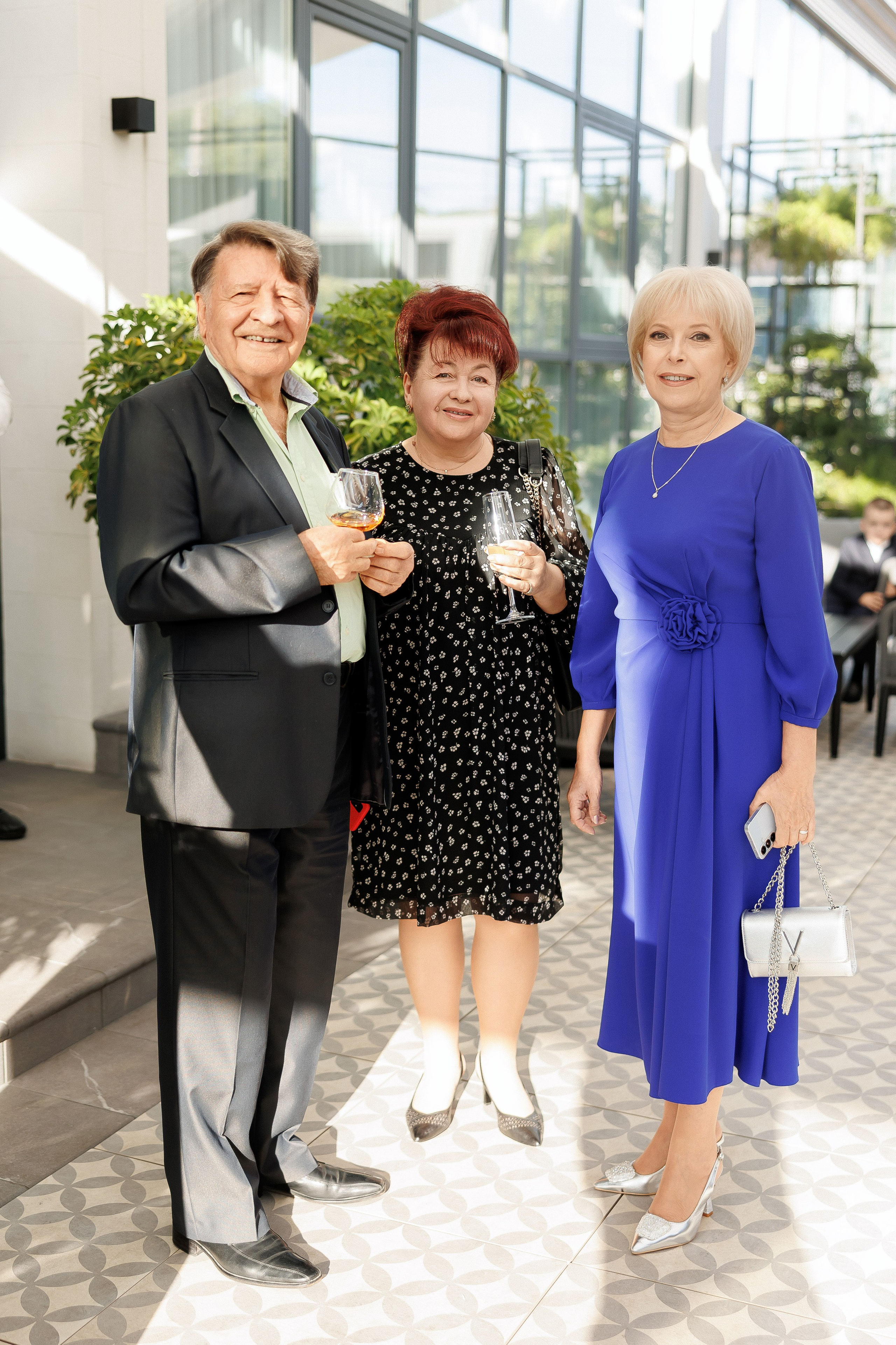 Serghei & Erica — Queen Residence. Servicii Foto și Video 067188353