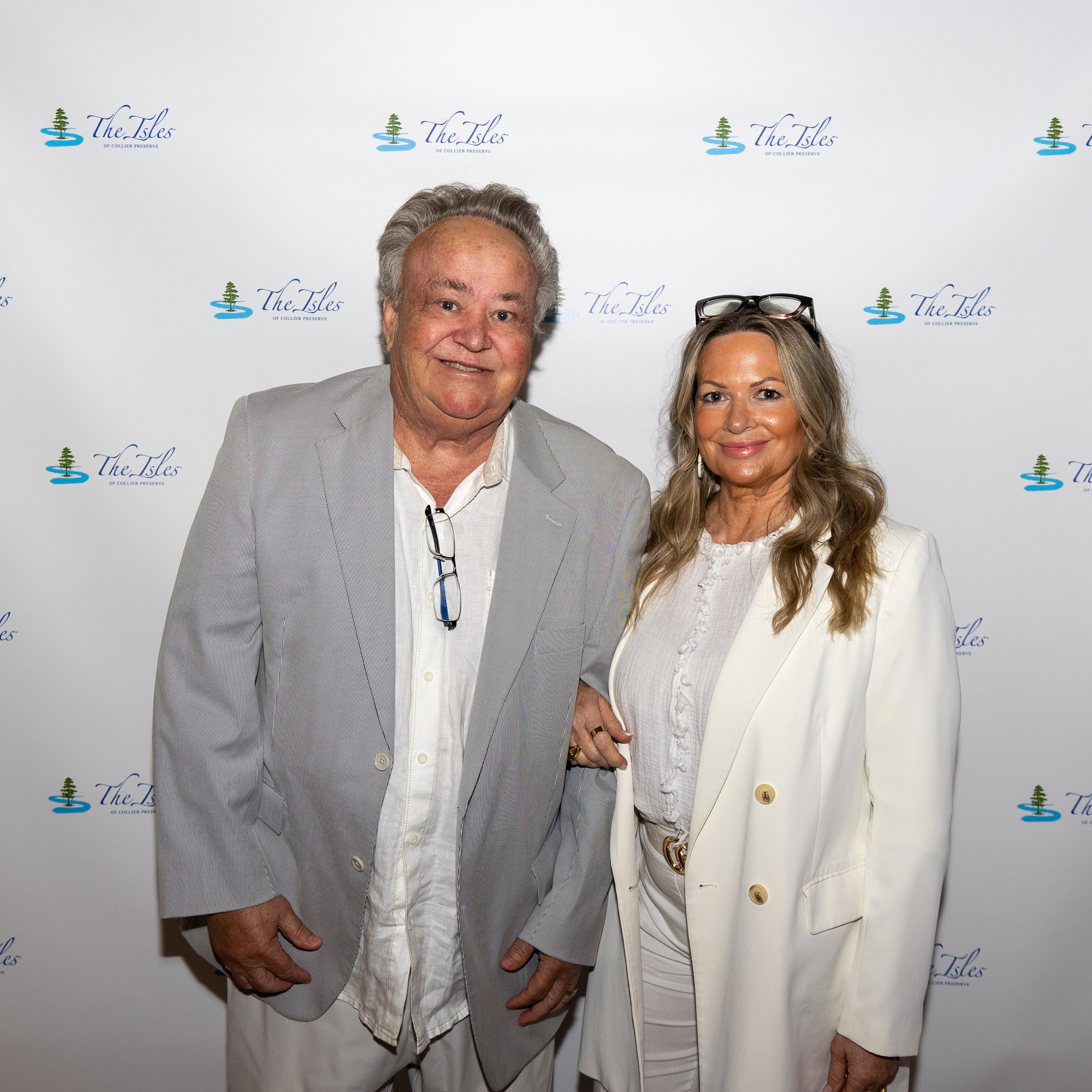 The Isles White Party. Out and About 239