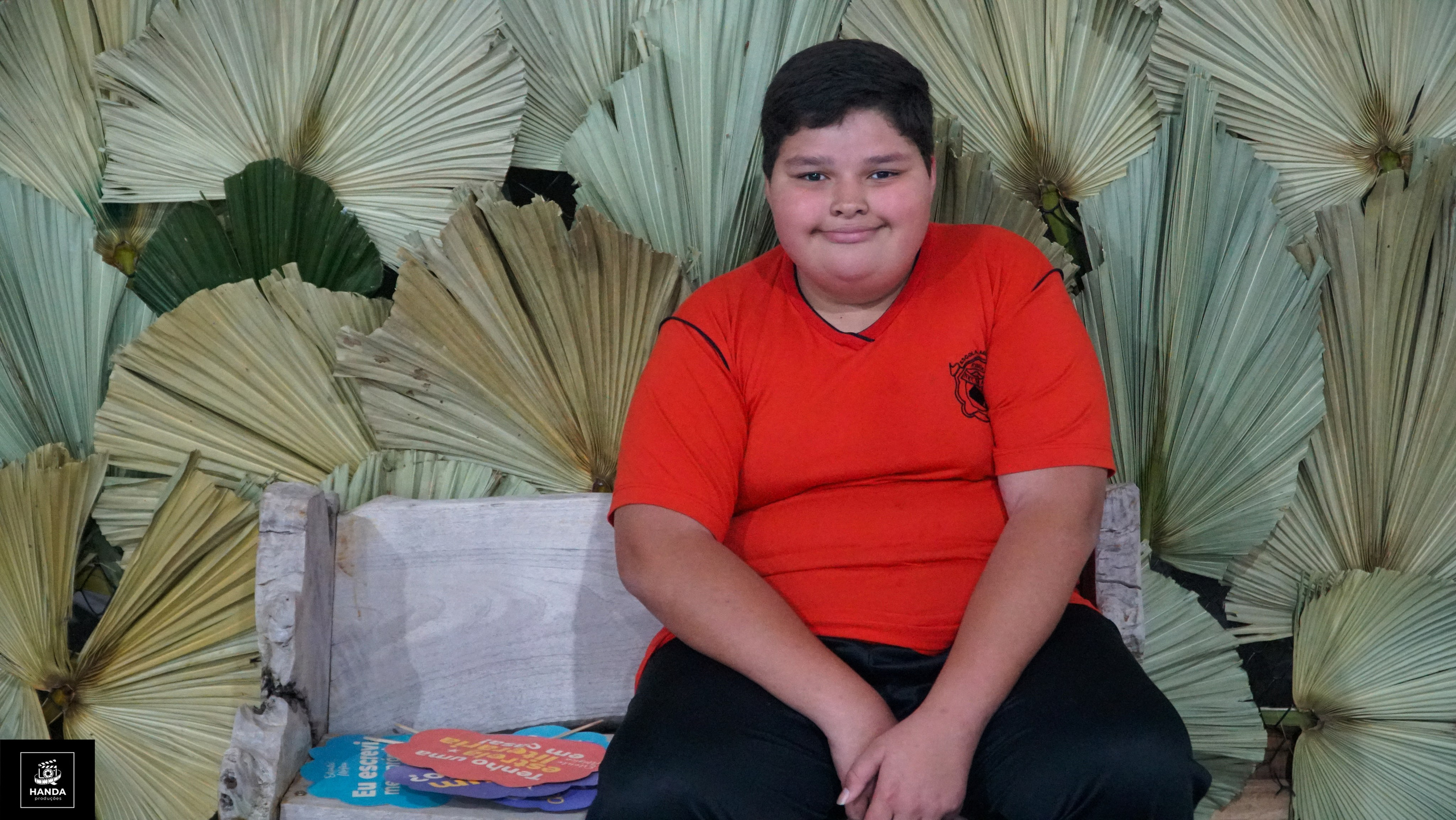 Noite autógrafos colégio Aurélio Buarque de Holanda. Handa Produções