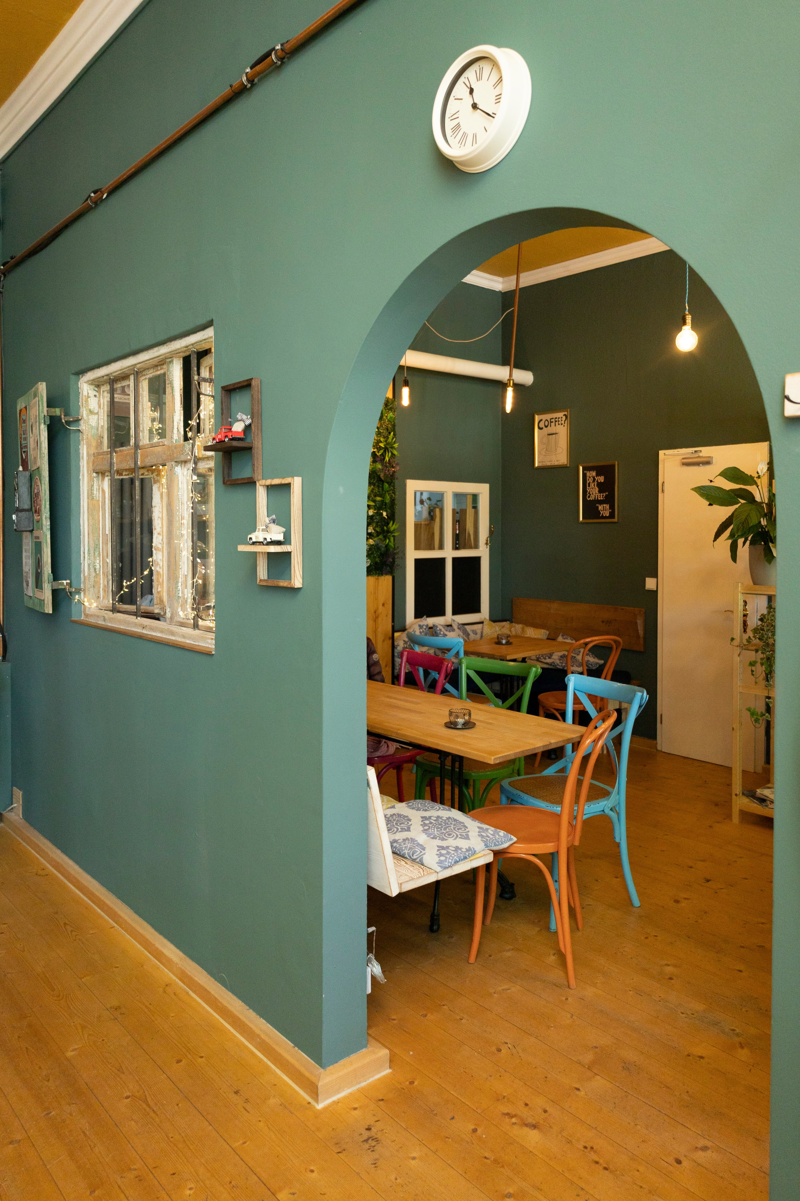 Cafe. Photographer in Munich