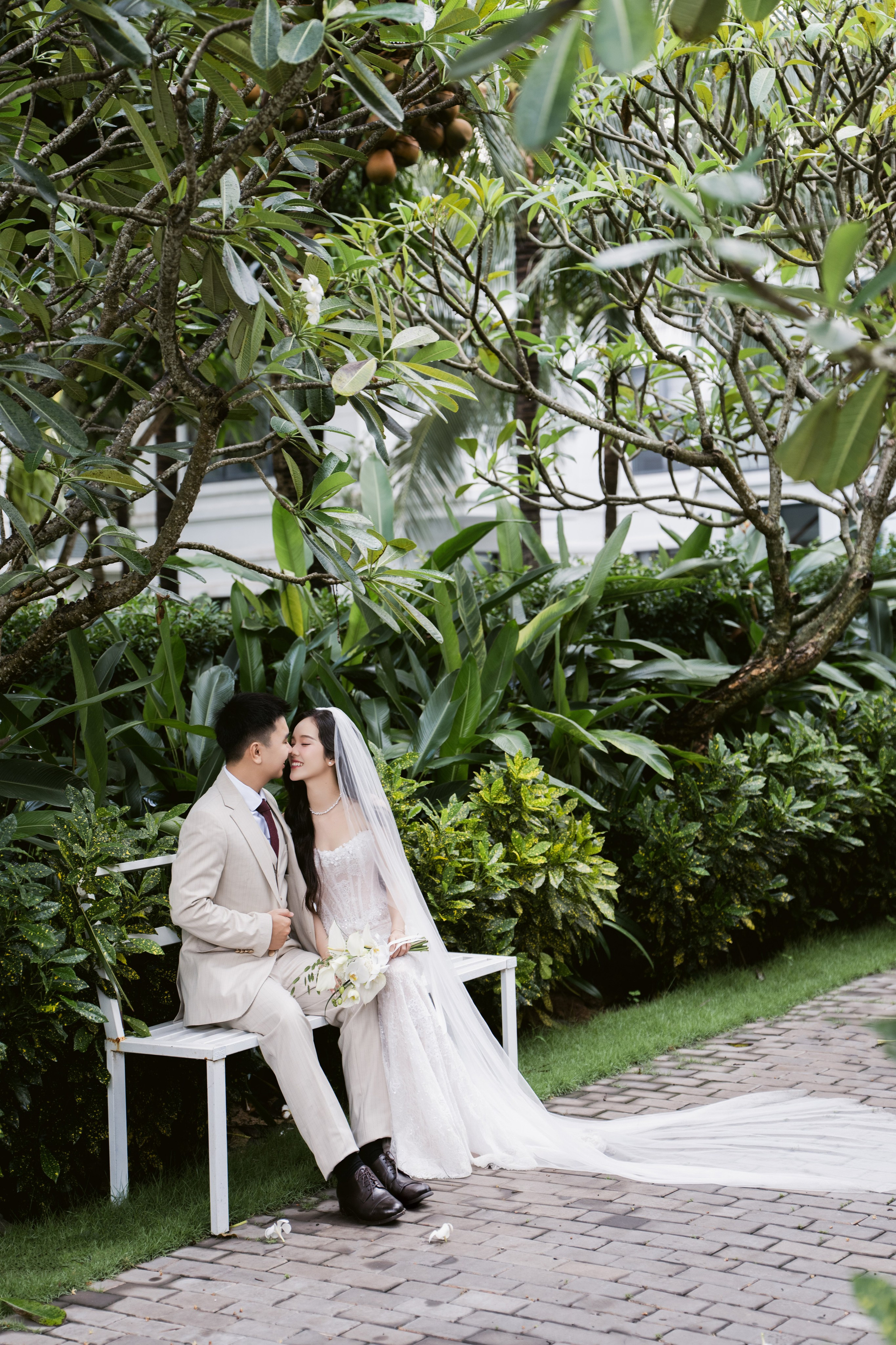 Tu + Trang. BenColor Studio