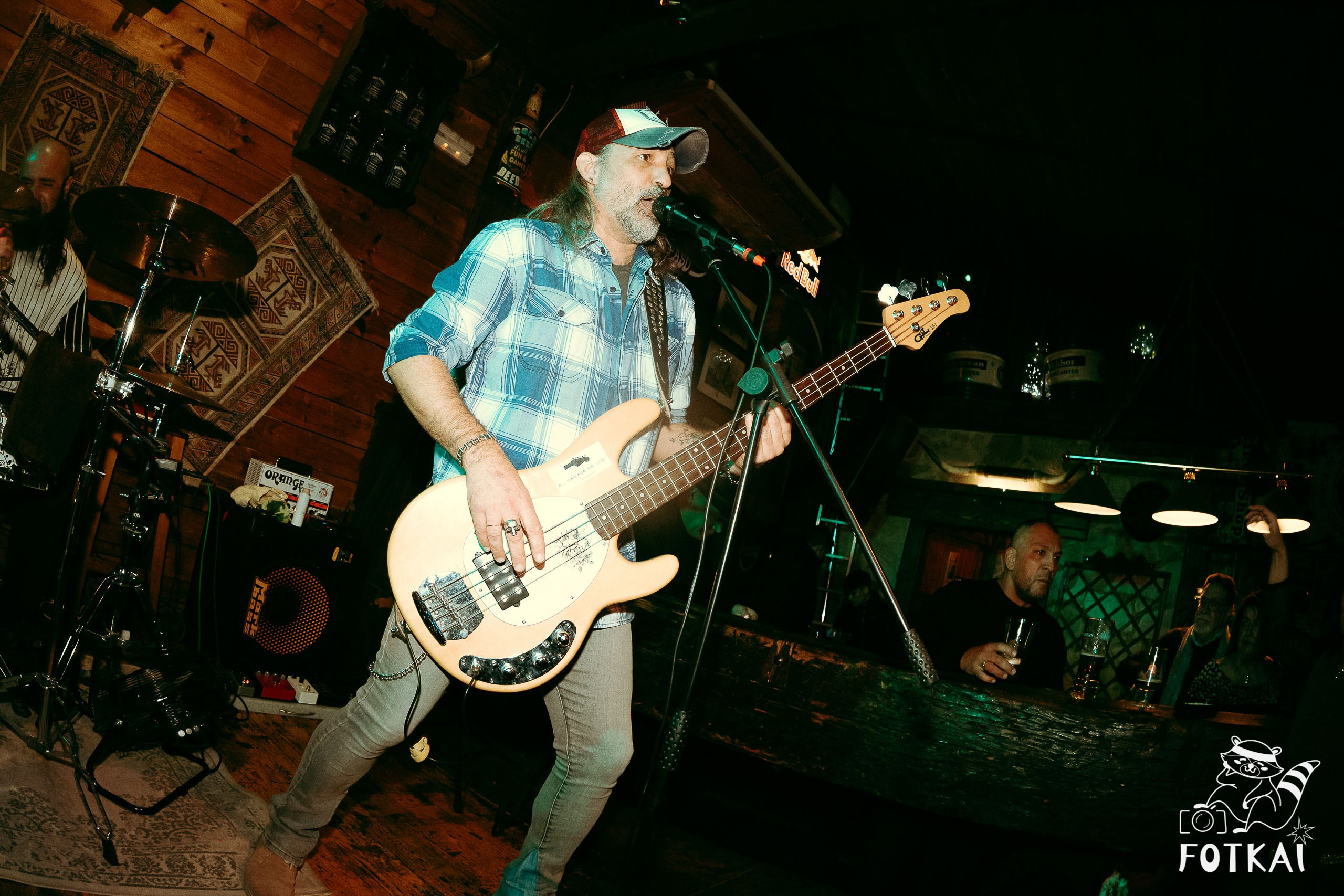 Dirty Picks en El Paso Bar Torrevieja: fotorreportaje punk y garage rock · 24 de enero | FOTKAI