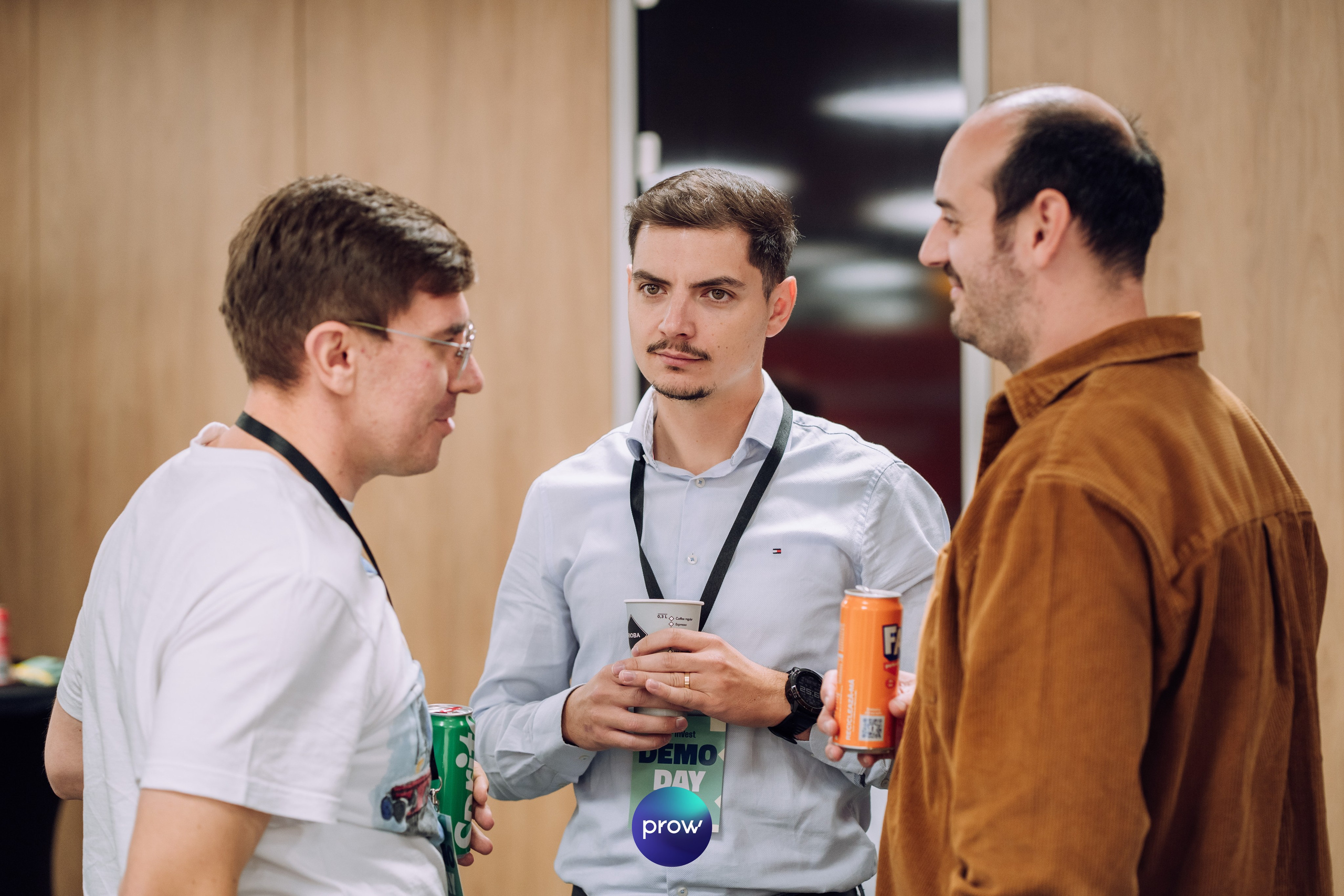 InVest DemoDay @ Cowork. Cozac Cristian Photographer