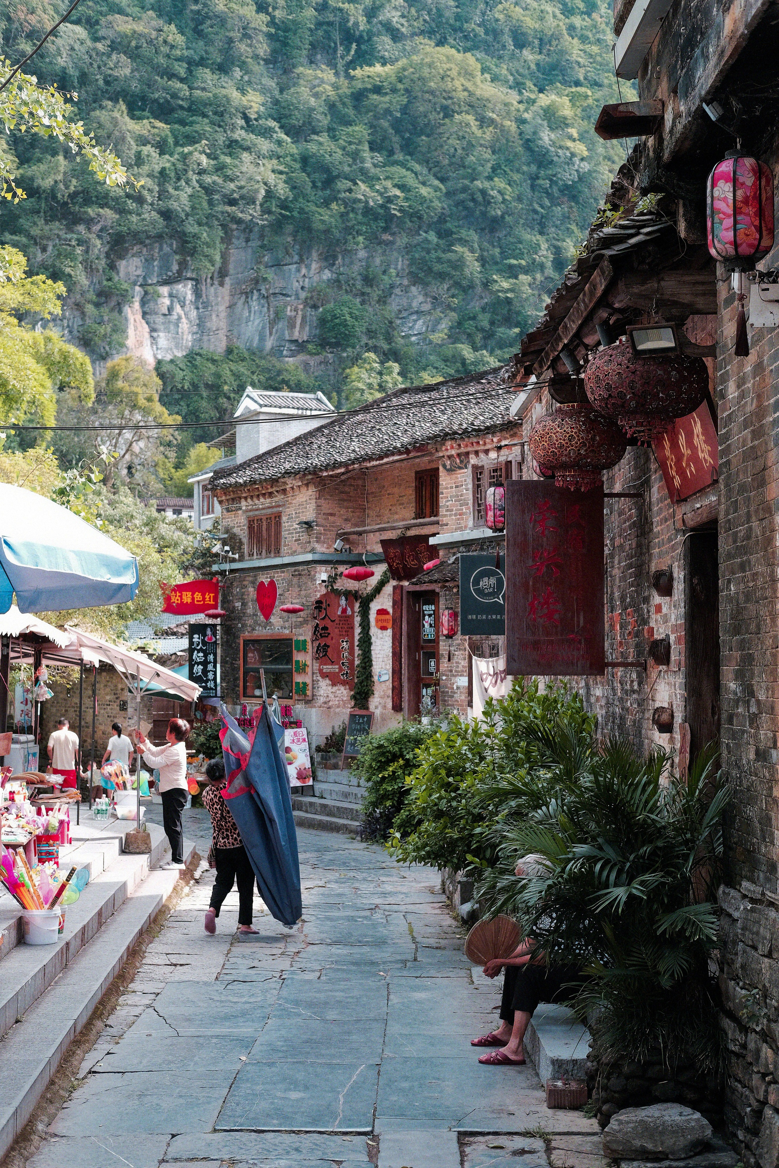 Huangyao 黄姚镇 — Huang Yao Ancient Town | Guangxi, China 🇨🇳. 中国街头摄影 | The Streets of China Through My Eyes | 深圳