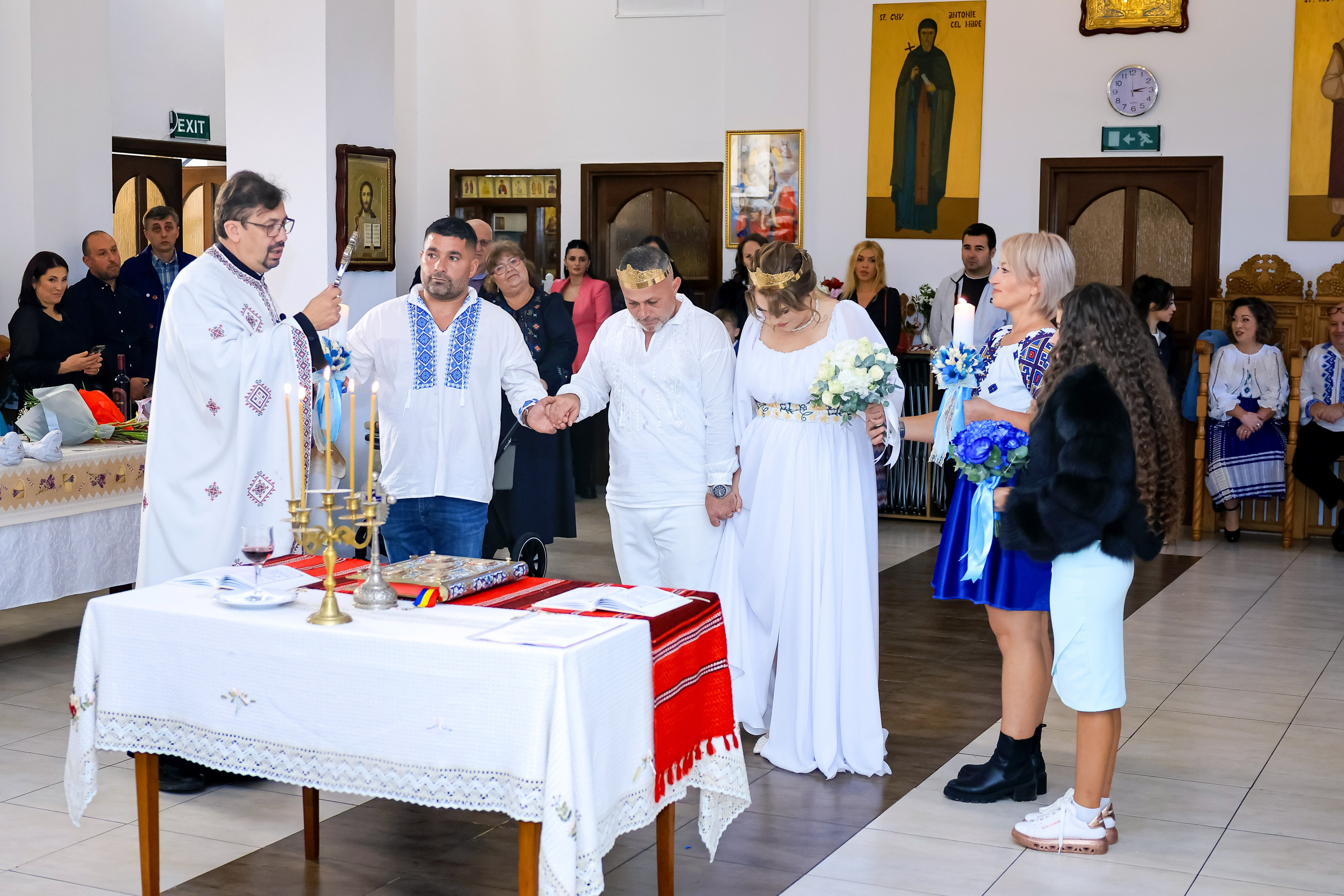 Andrei Sebastian. Moments By Gub