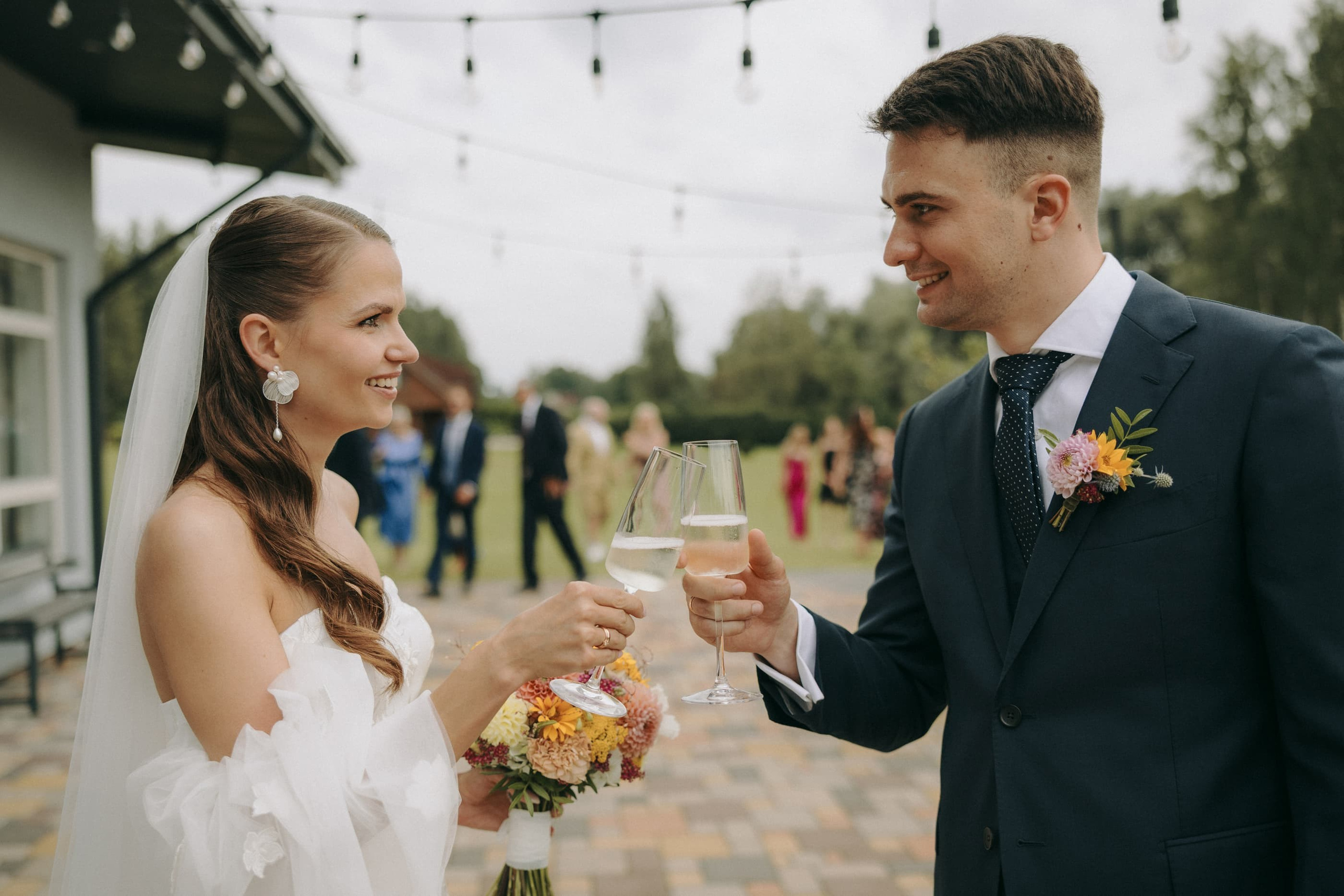 Kāzu stāsts - Ieva un Ramon. Fotogrāfs kāzām, ģimenēm un dažādiem pasākumiem