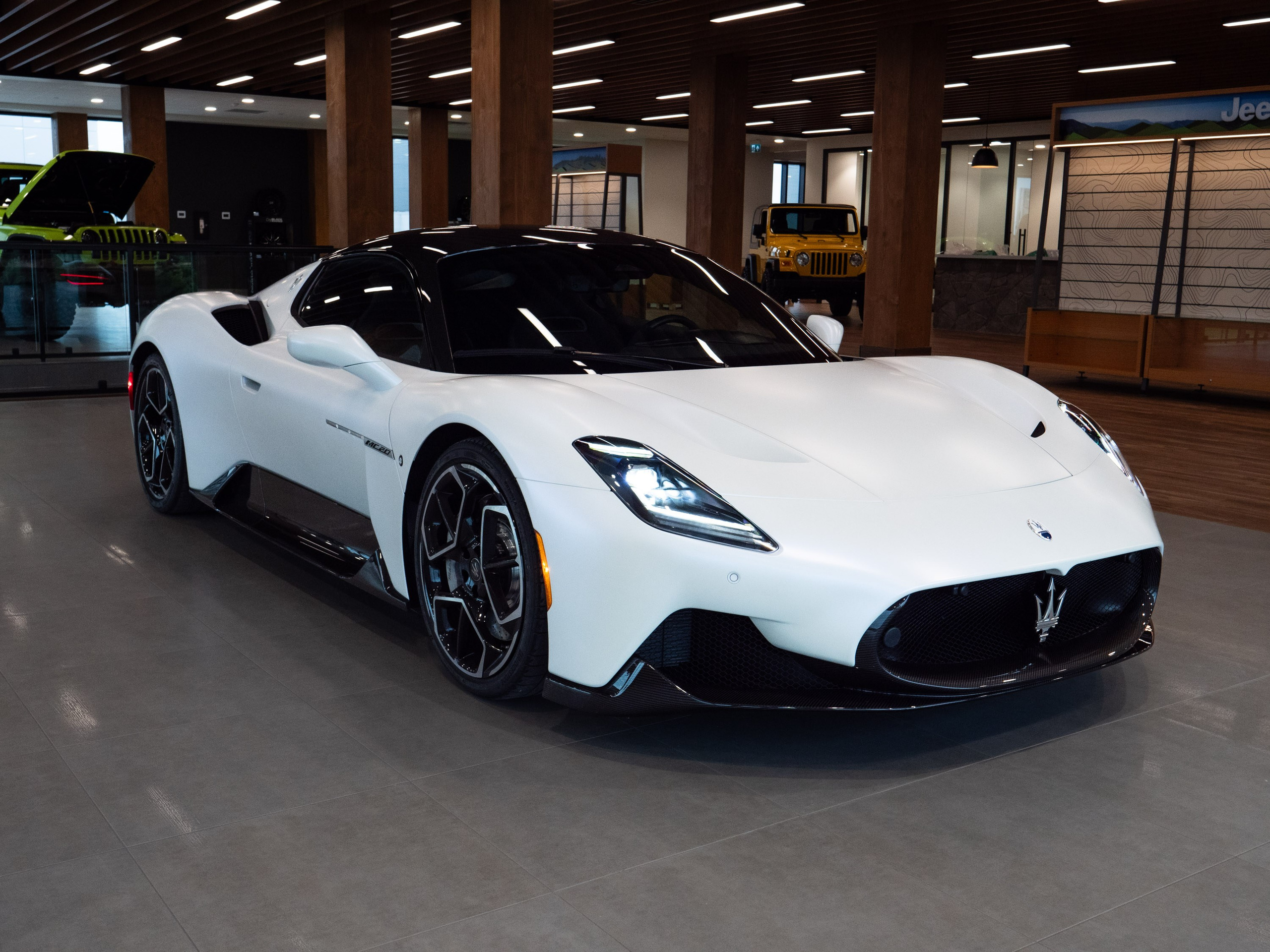 Maserati MC20. Dimitri Ilkov Photography — Capturing Life’s Moments in Edmonton, Cana