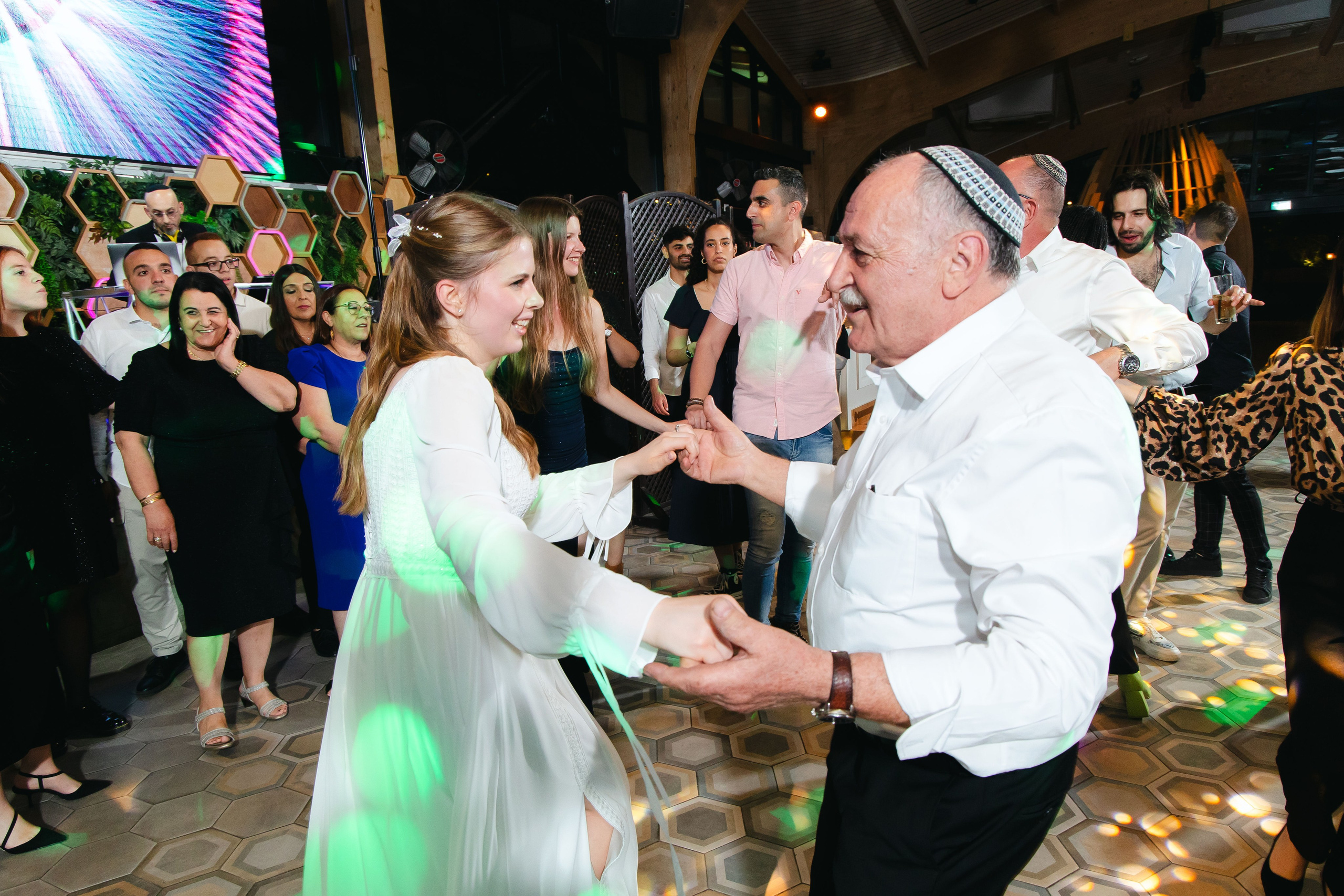 Heart to Heart. Https://shi-photo.com/