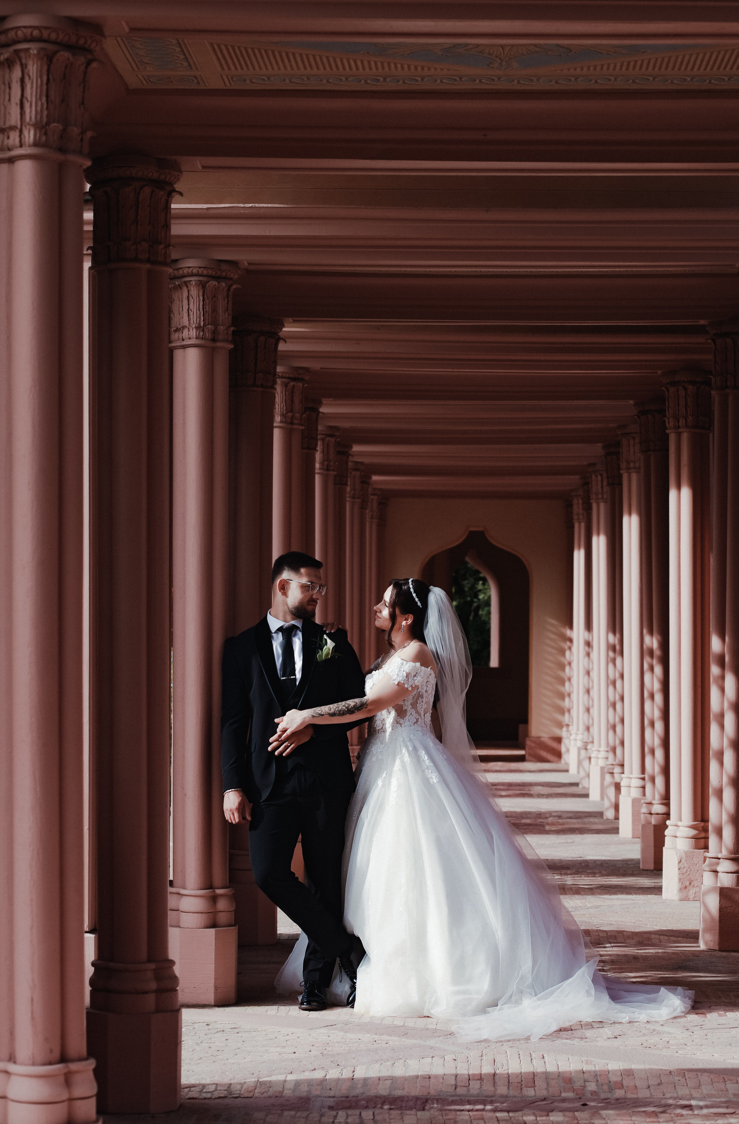 Emotionale Zeremonie in Schwetzingen – Hochzeitsfotografie mit echten Momenten