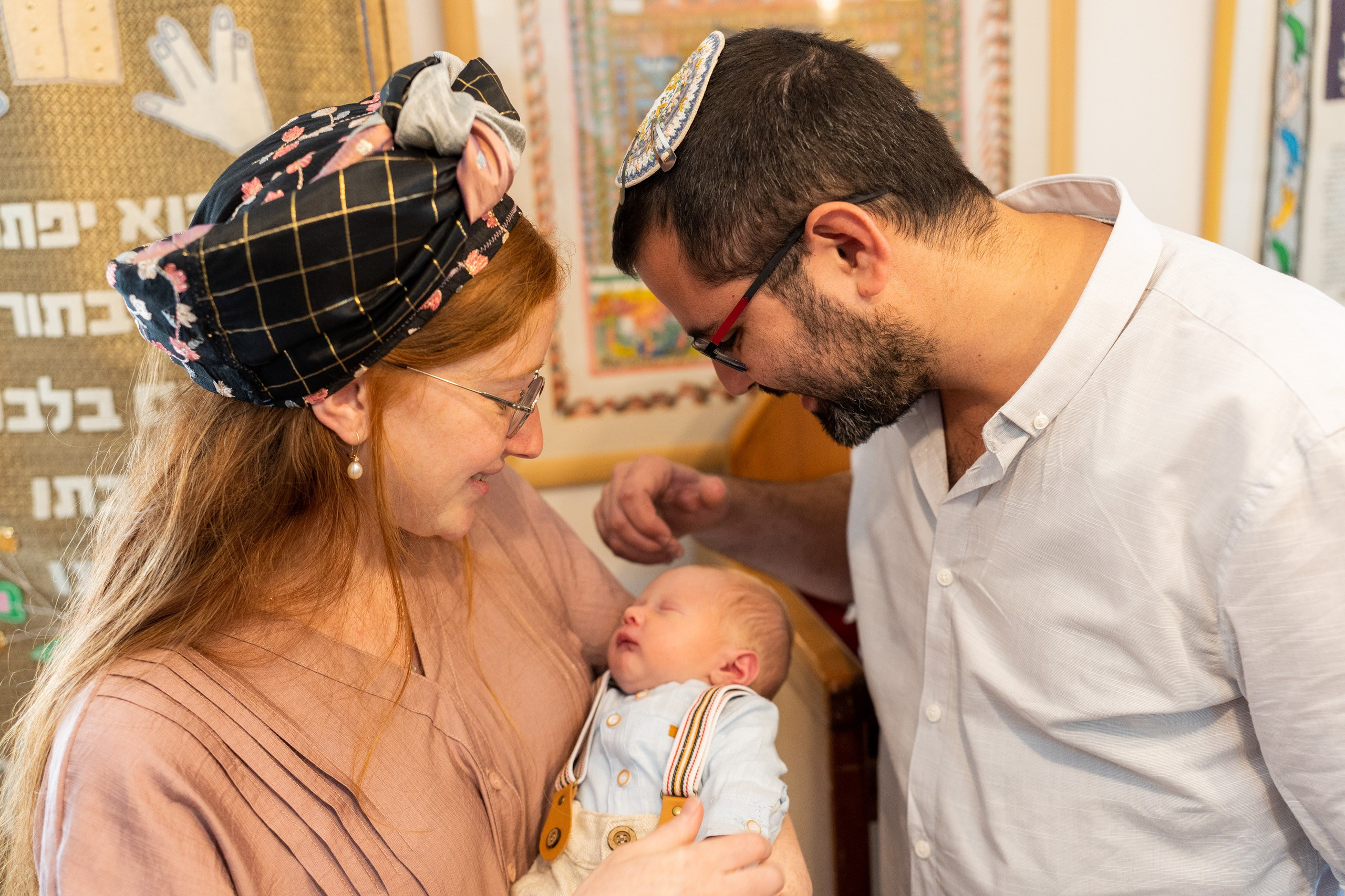 משפחת ברנד. יוסף מזרחי צילום חתונה, ברית וזוגיות. צלם מקצועי שאוהב להוציא אתכם הכי יפים ברגעים הכי מרגשים