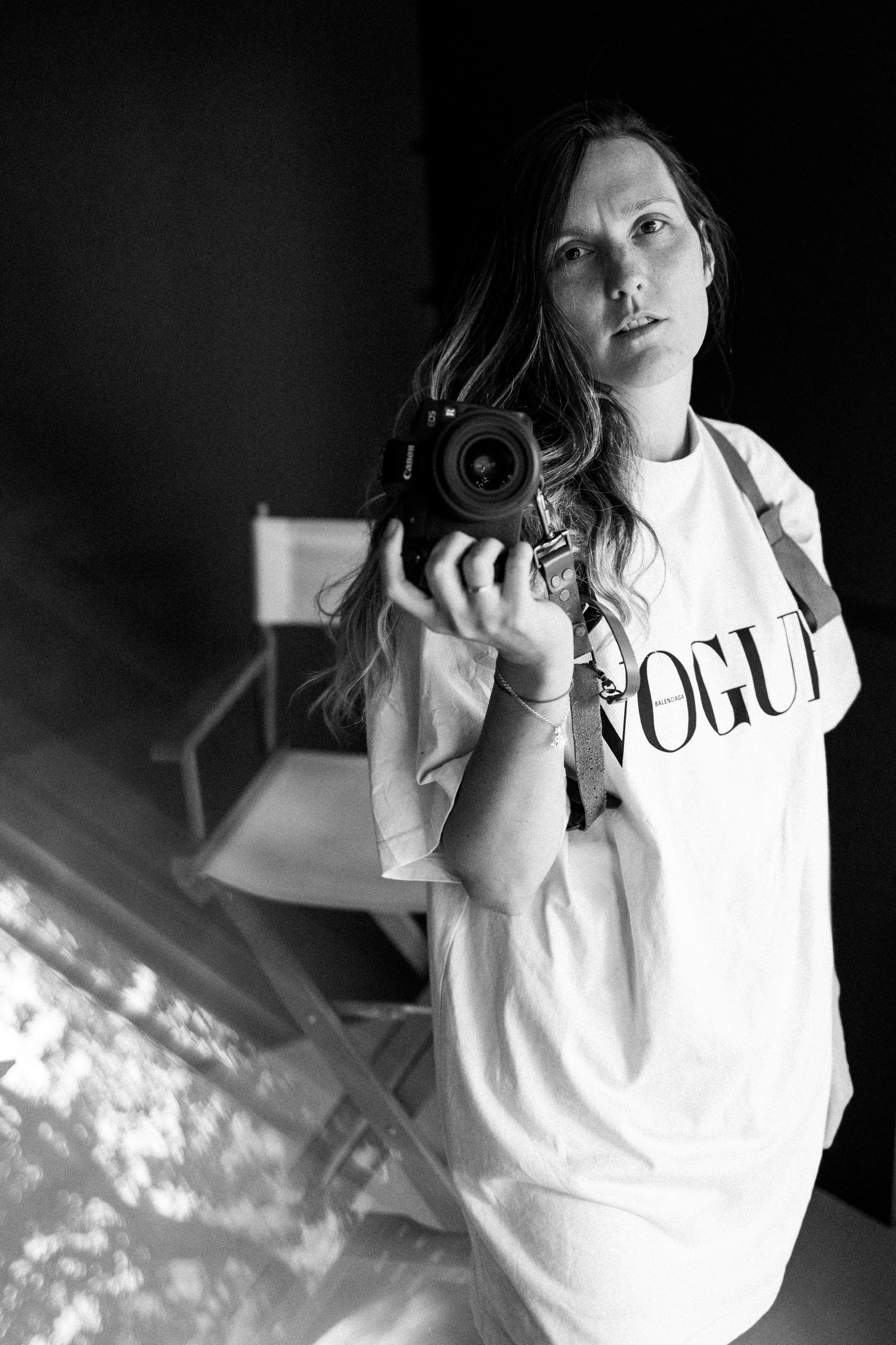 L. Rawnoir- Portrait photography by Daria Paliy.Timeless black&white portraits of women in NYC area