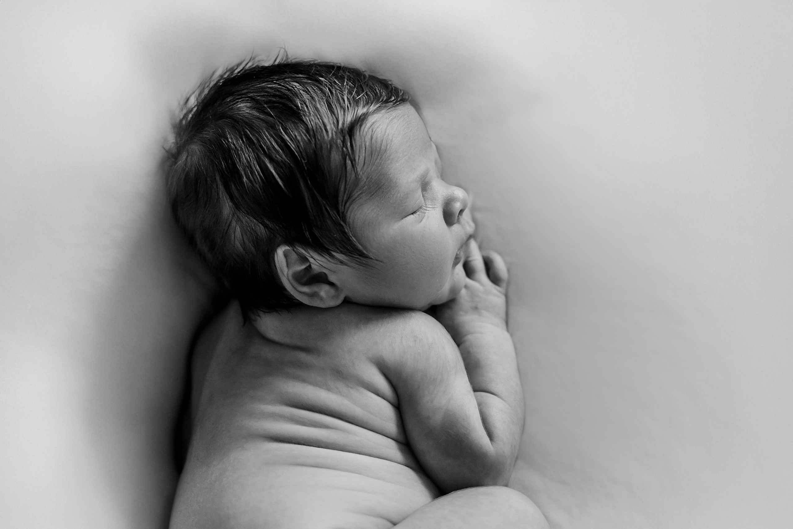 Фотосесия за новородено. Фотограф Ирина Йотова