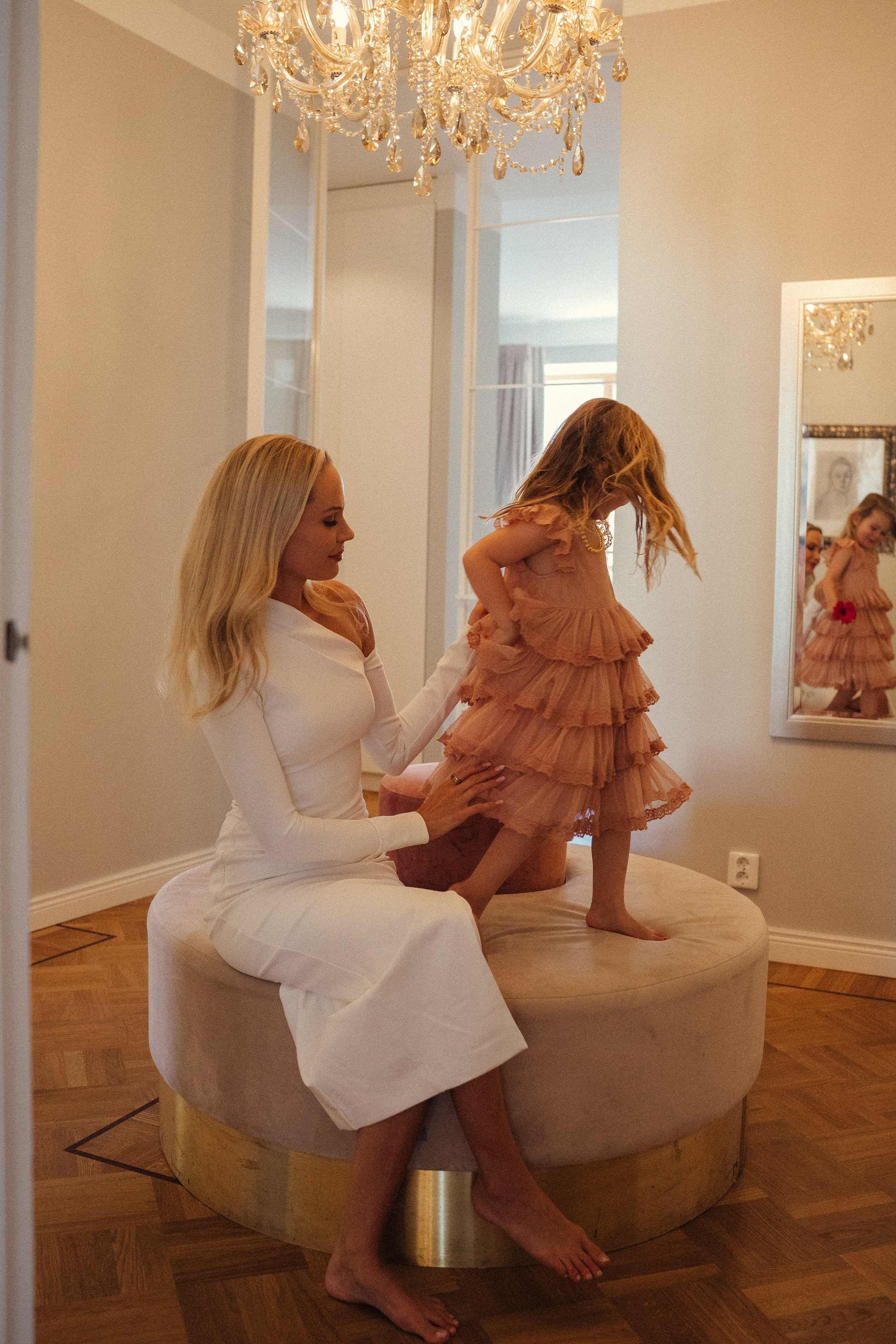 L&H. Wedding and potrait photographer in Helsinki Vickan O