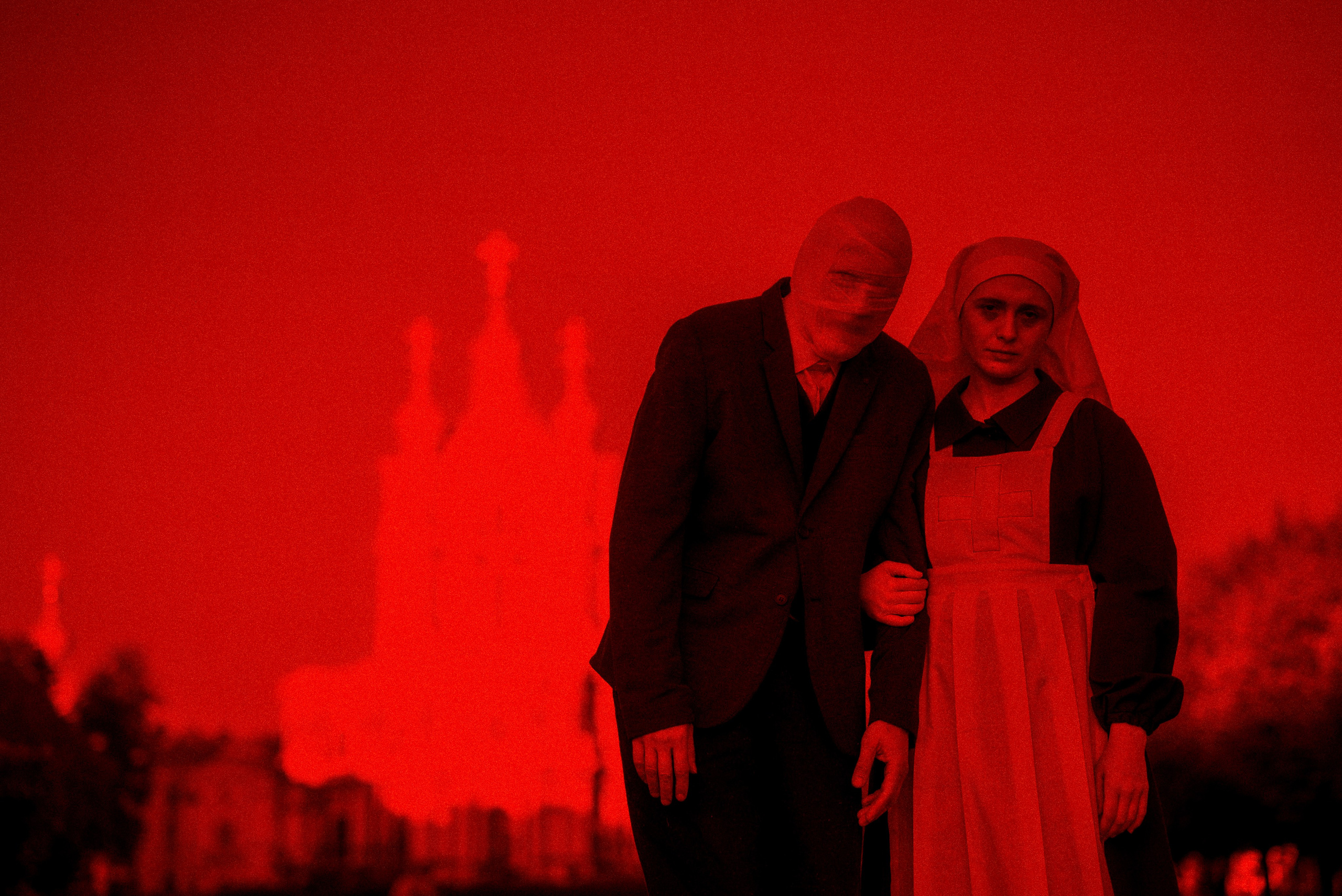 ХРУСТАЛЬНЫЙ МИР. Стрит-фотография, полная абсурда, идиотизма и красоты