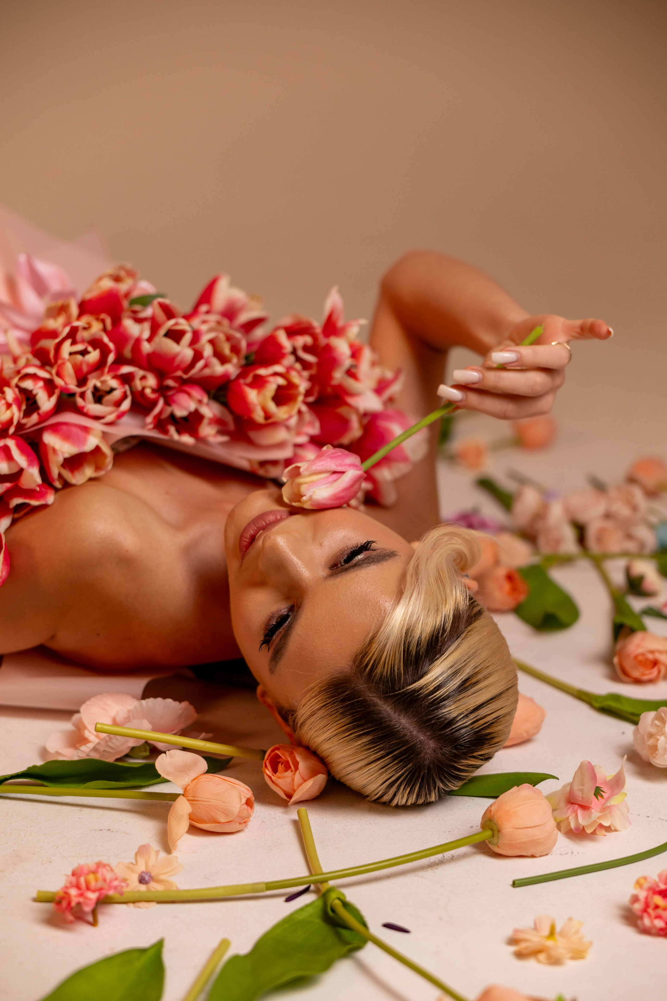 Весенняя фотосессия в Молдове. Семейный фотограф в Кишиневе, Молдова Врабий Ольга