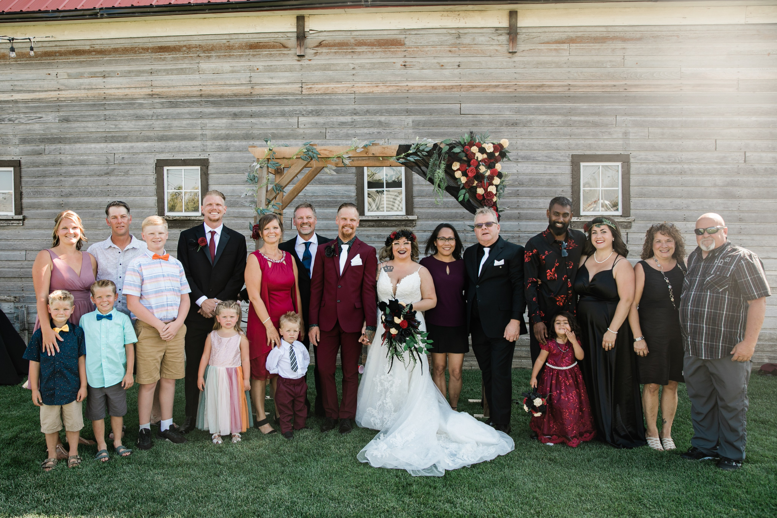 Haileigh W — Wedding. Fotografía accesible en Calgary