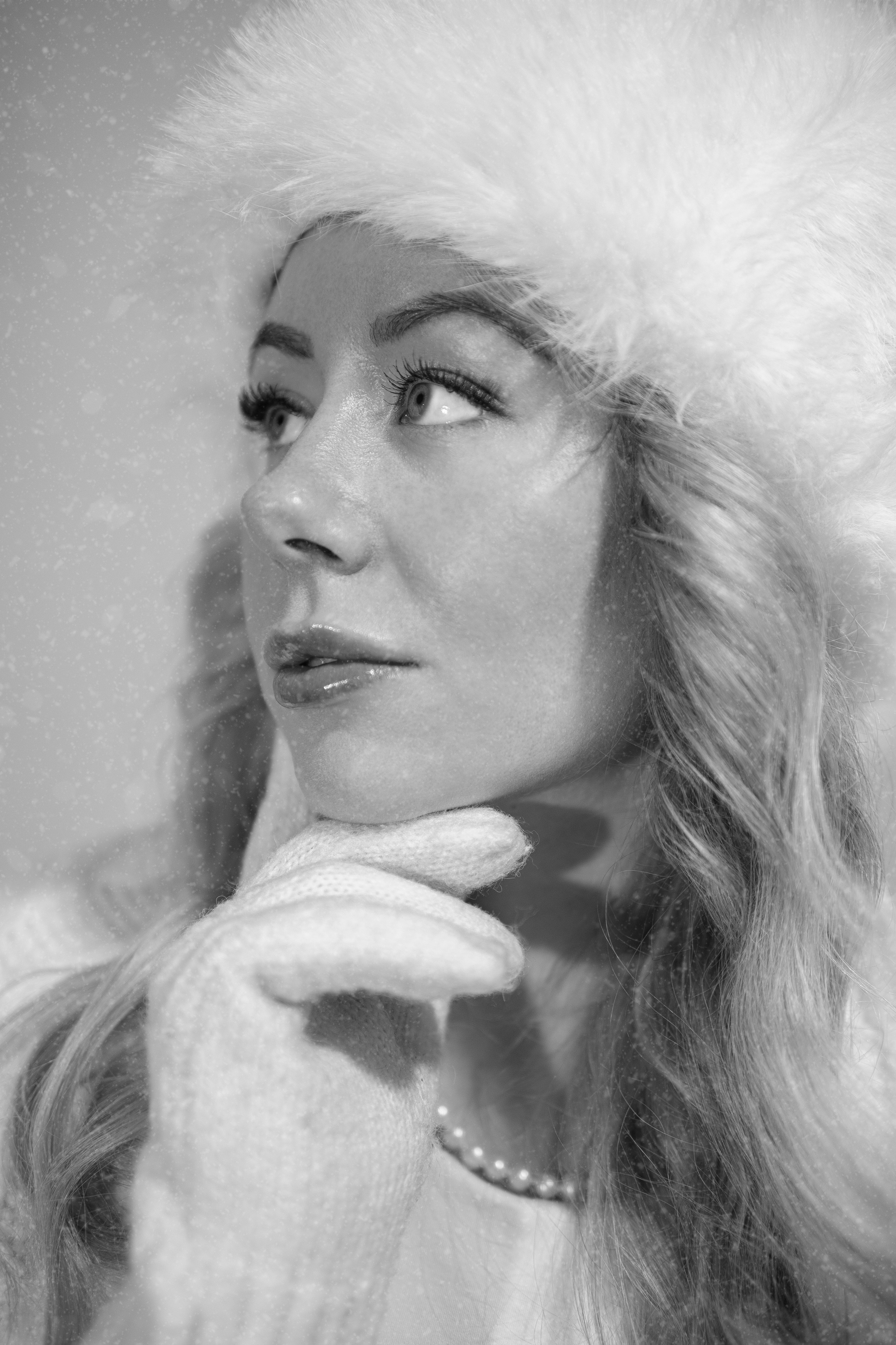 Julia Winter. Women’s photographer in Coventry, UK. Boudoir and portraits are my focus; I also capture couples, mini weddings, maternity & newborns