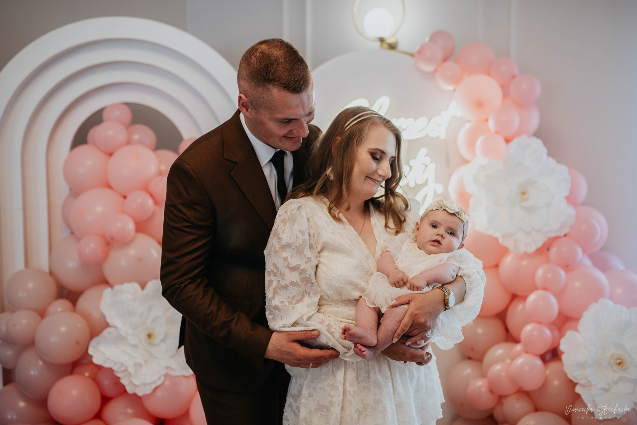 Chrzest Święty Alicji. Dominika Strachacka Fotografia | Fotograf ślubny i rodzinny Opole Lubelskie Lublin