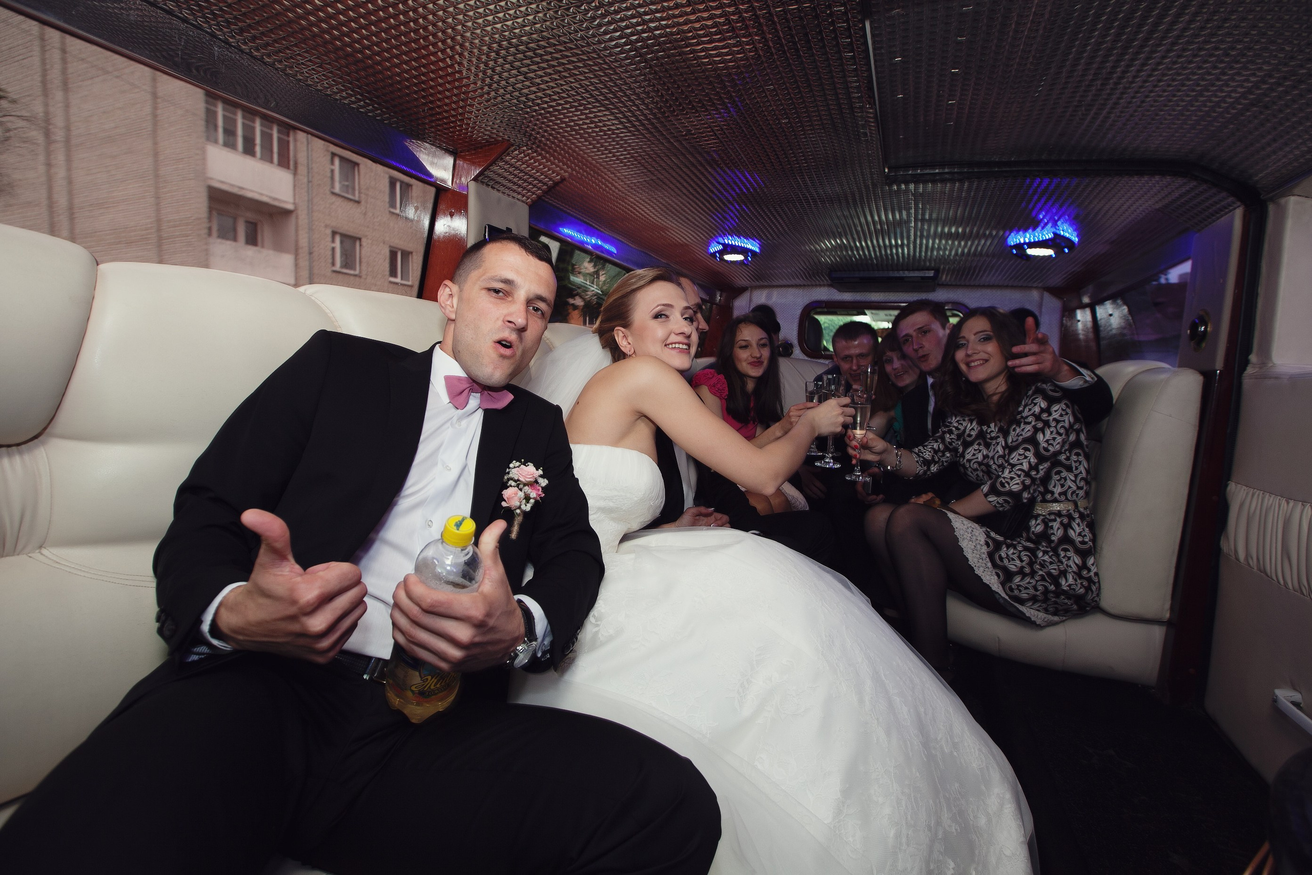 Robert & Andriana, Lviv. Denny Savon — Photographer in Santorini | Weddings, Love Stories & Flying Dress