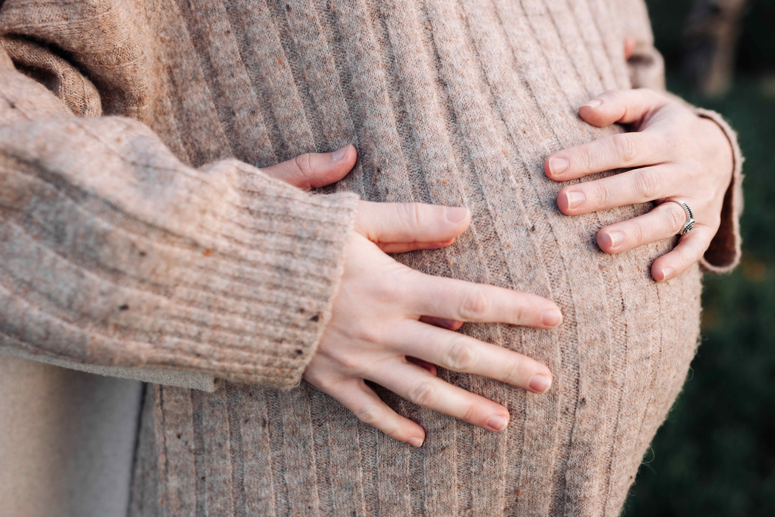 WINTER, PREGNANCY PHOTOSESSION (TEL AVIV). PHOTOGRAPHER IN ISRAEL