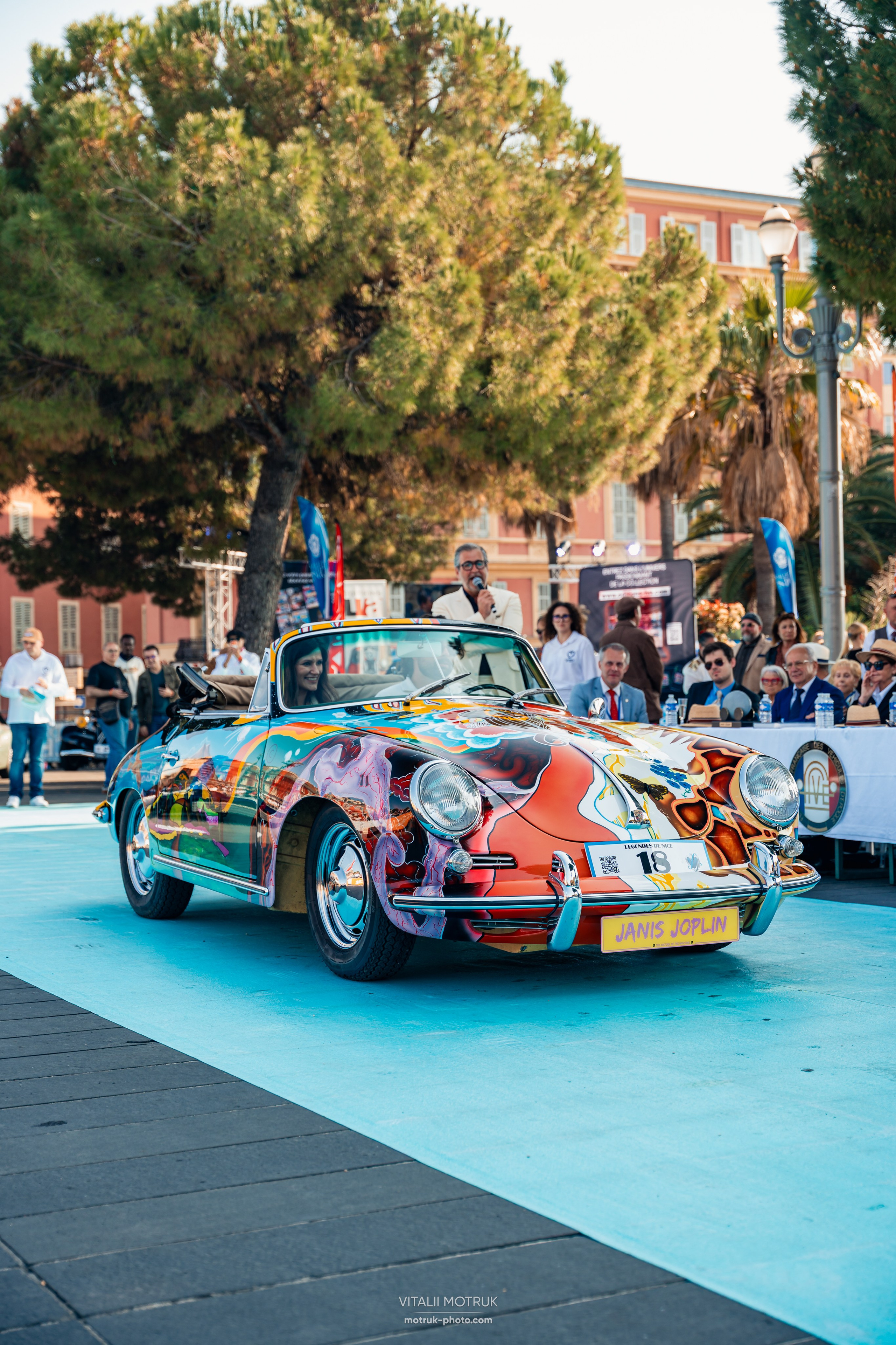 Legends de Nice. Photographe de voitures à Paris — Vitalii Motruk