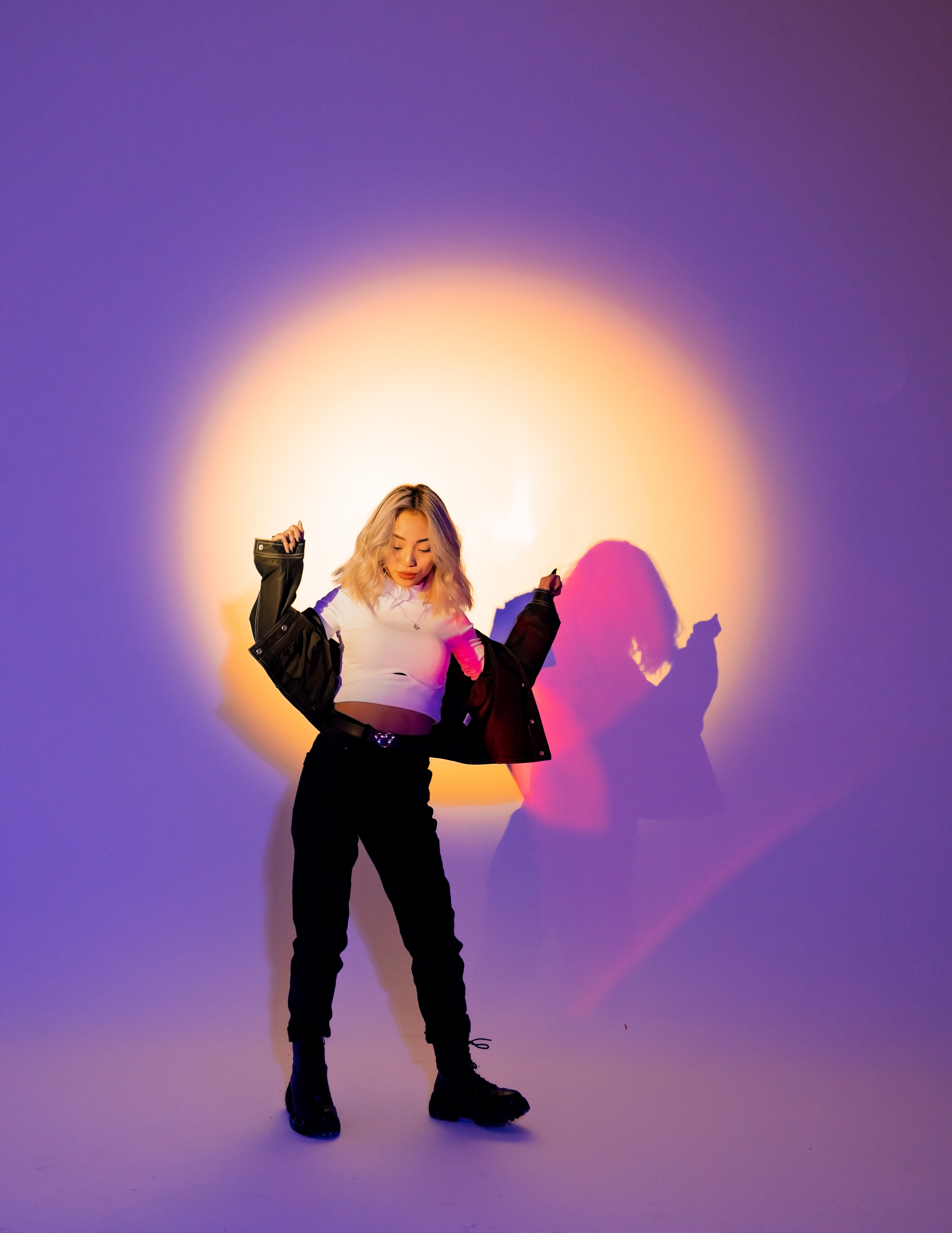 Жёсткий свет. Студия. Фотограф Григорий Кравец