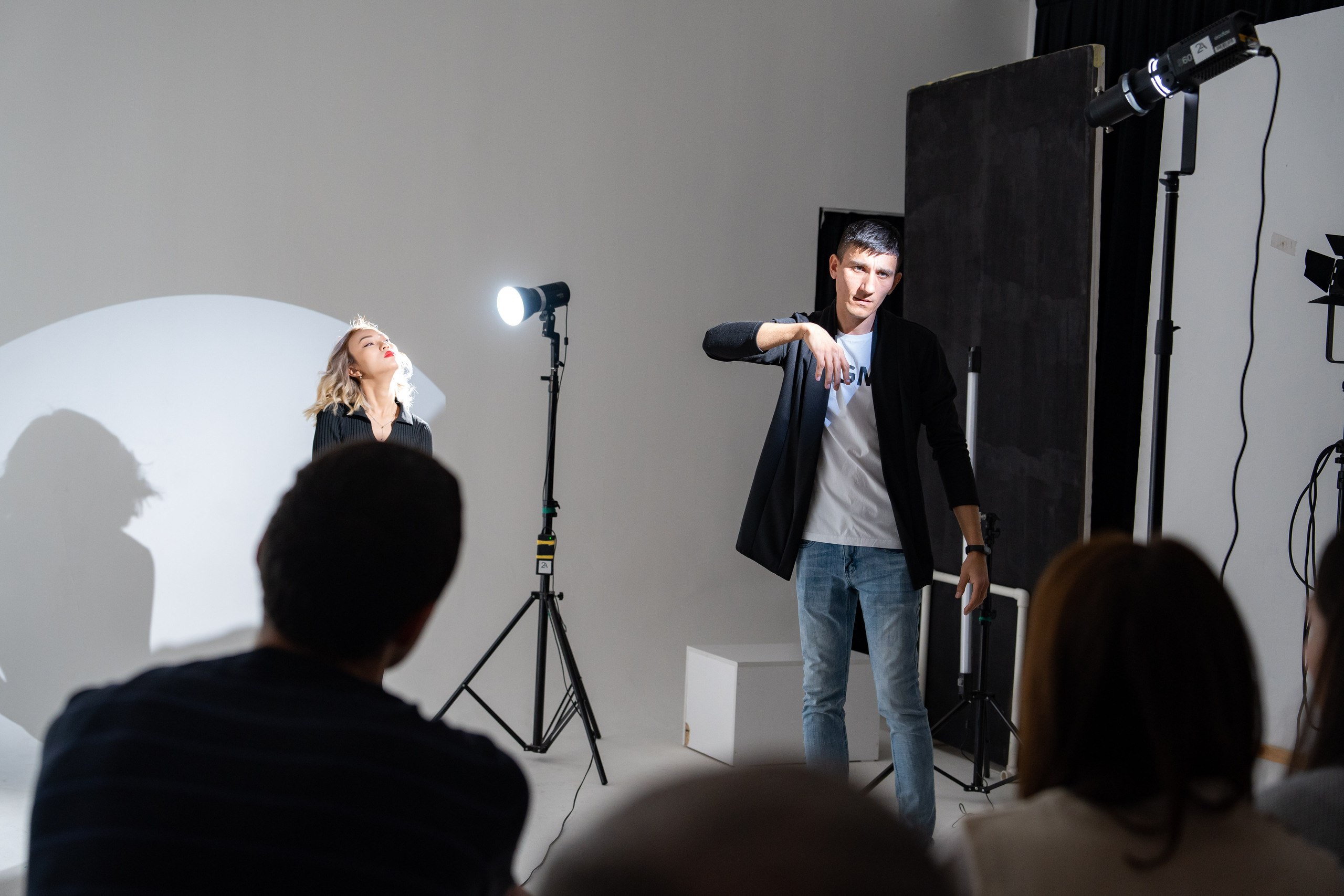 Жёсткий свет. Студия. Фотограф Григорий Кравец