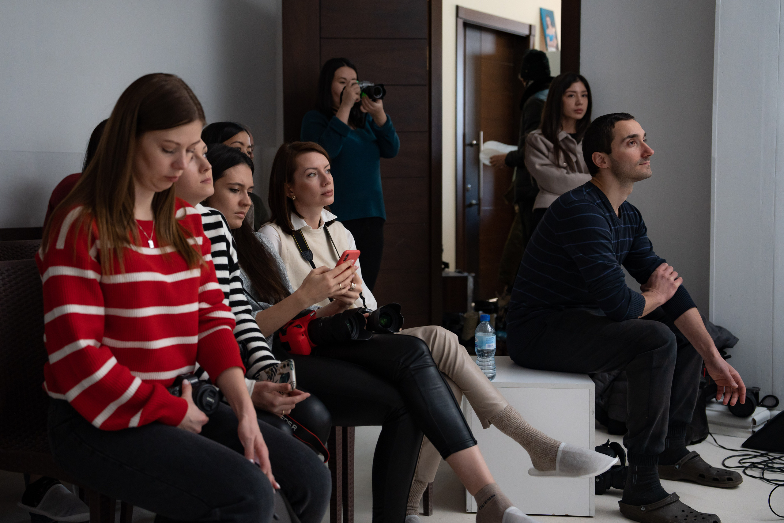 Жёсткий свет. Студия. Фотограф Григорий Кравец