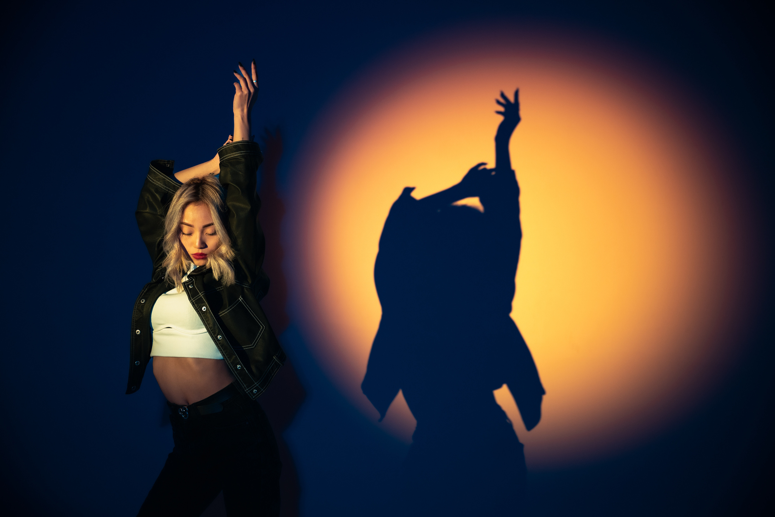 Жёсткий свет. Студия. Фотограф Григорий Кравец