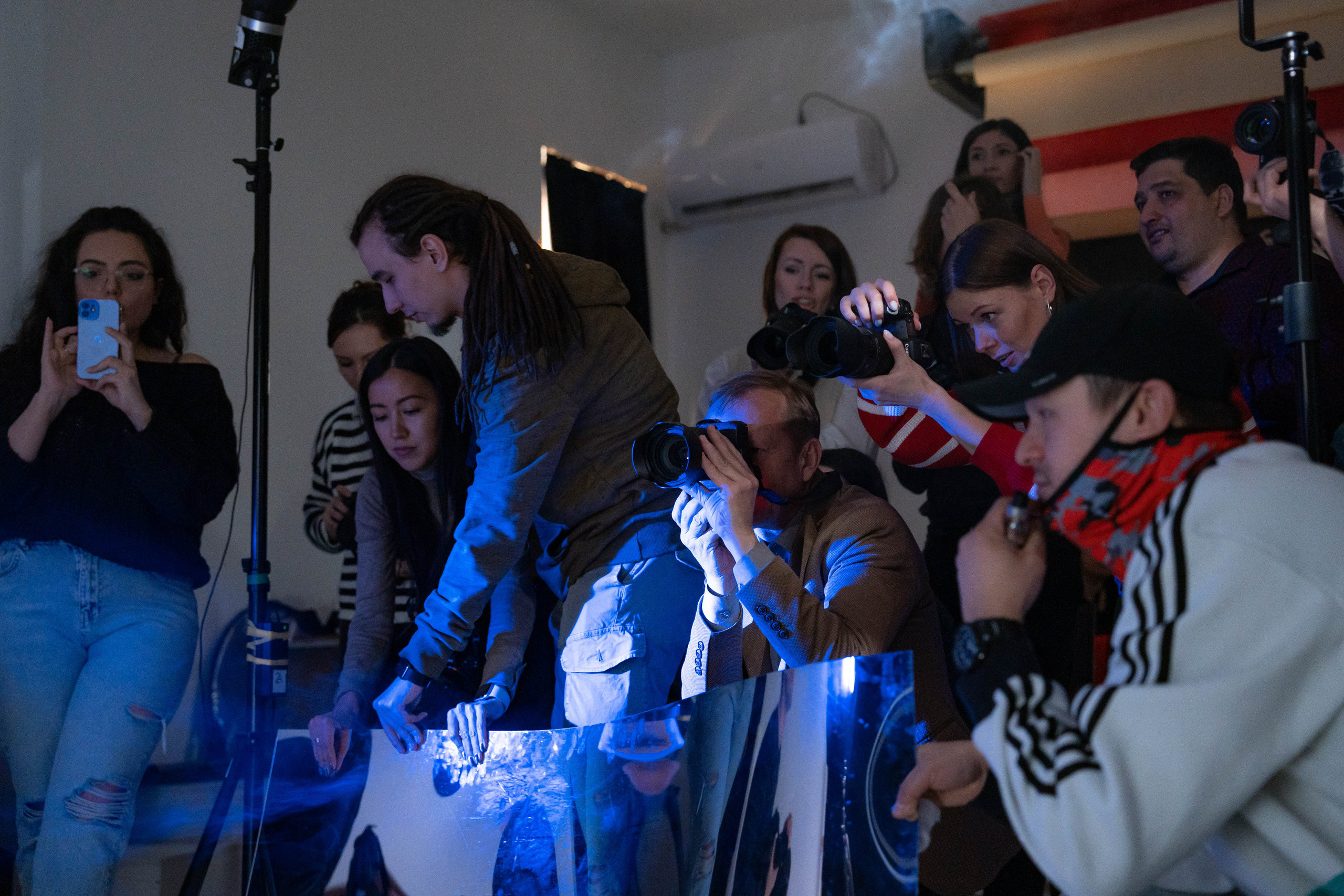 Жёсткий свет. Студия. Фотограф Григорий Кравец