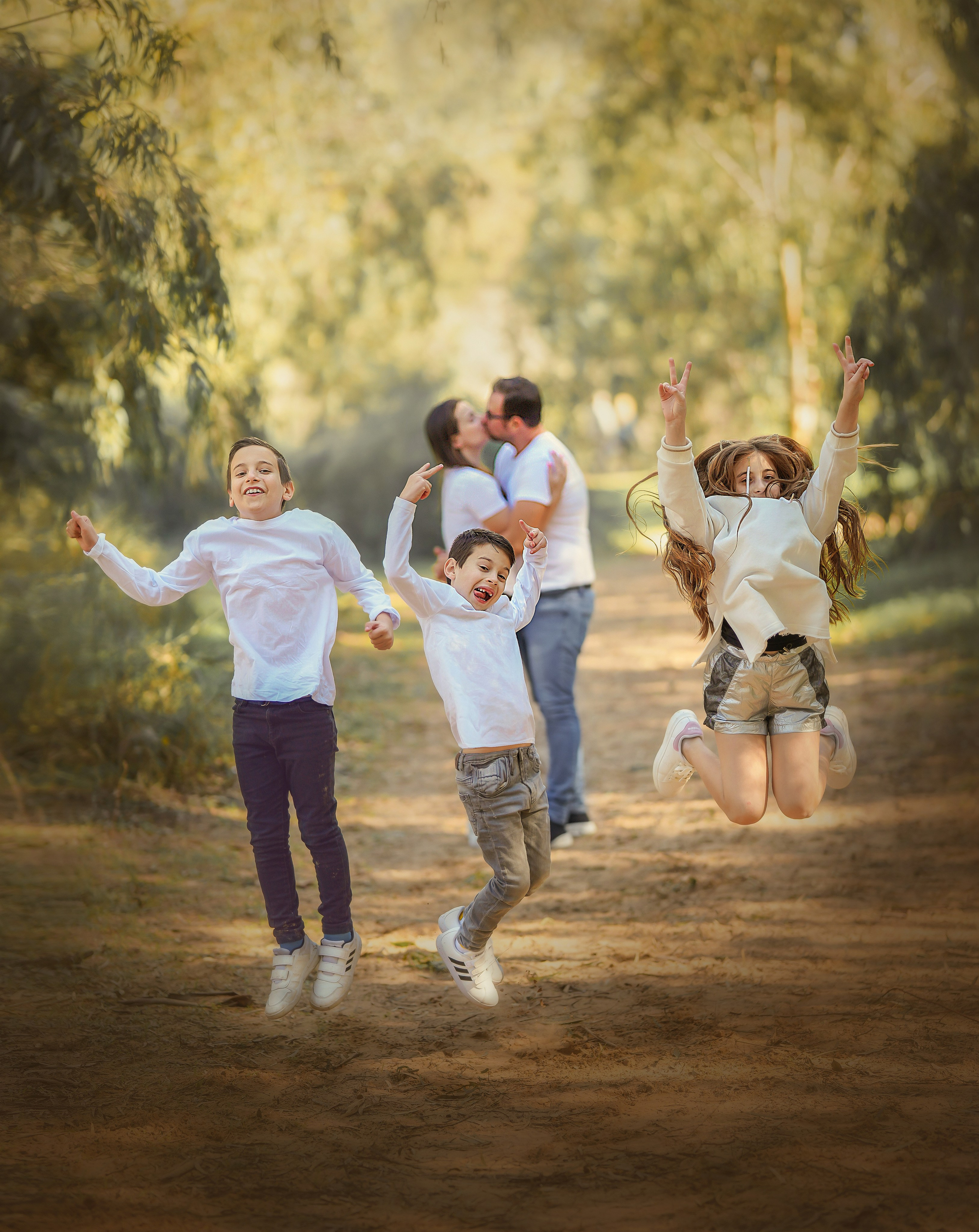 LA FAMIGLIA. Lina Zlotnikov